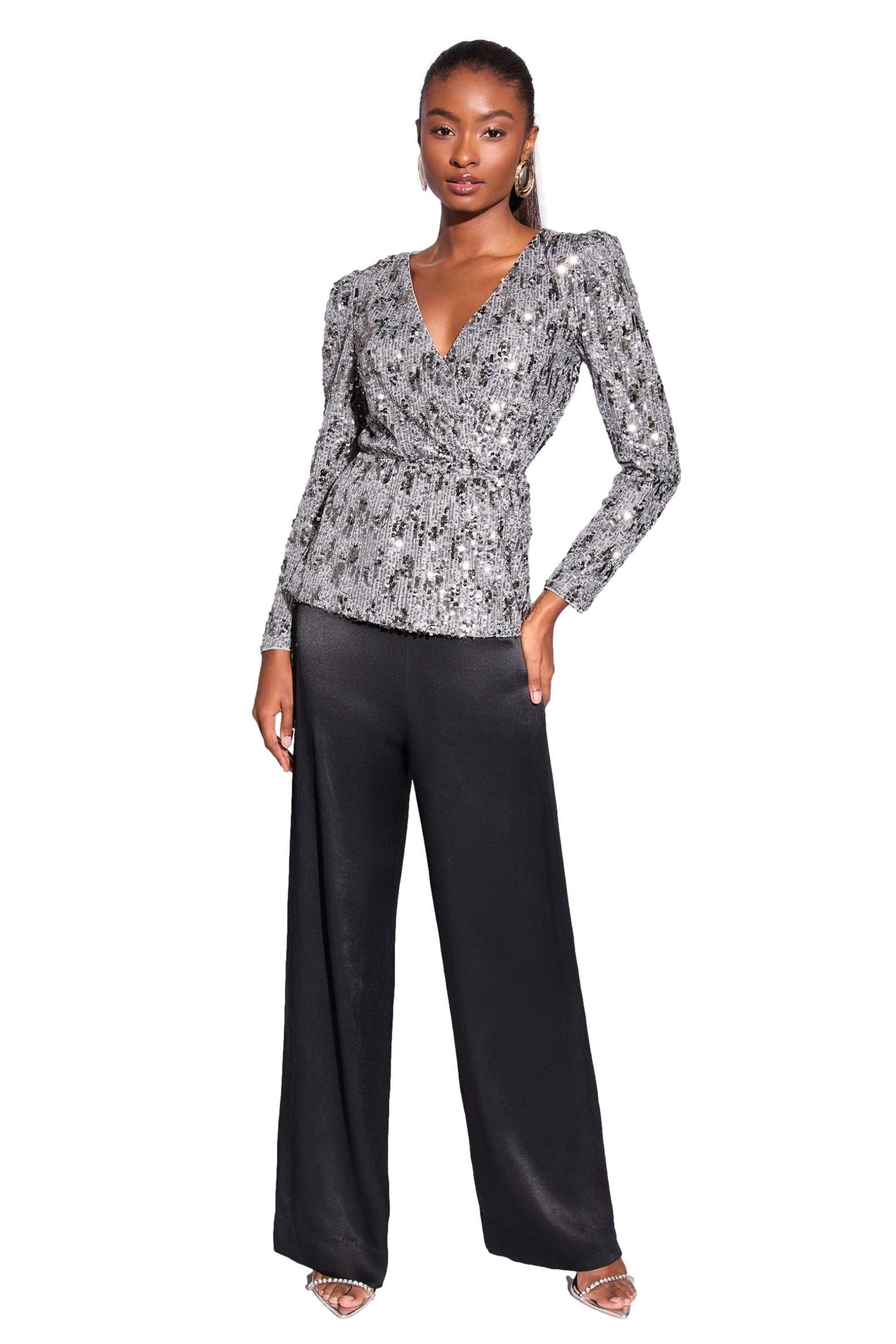 LIPSY Langarmbluse Lipsy Langärmliges Wickeltop, Regular (1-tlg) günstig online kaufen