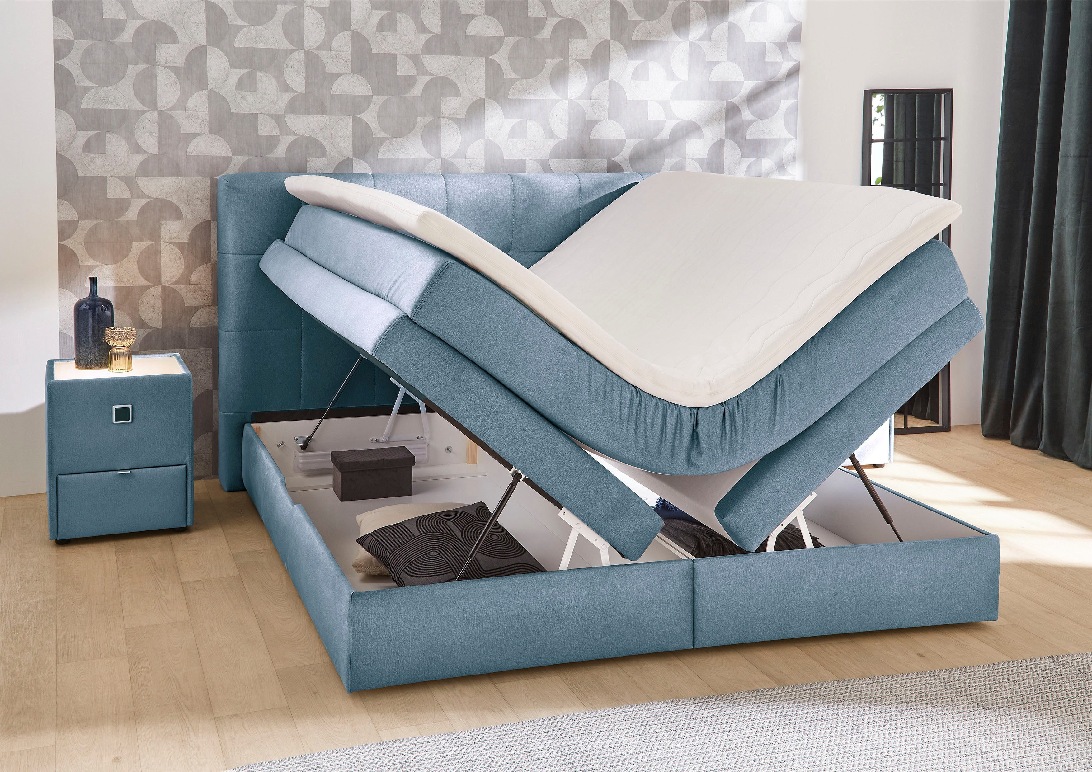 Jockenhöfer Gruppe Boxspringbett AMY in Samt, erhältlich in der Breite 180cm, mit Bettkasten und Kaltschaum-Topper
