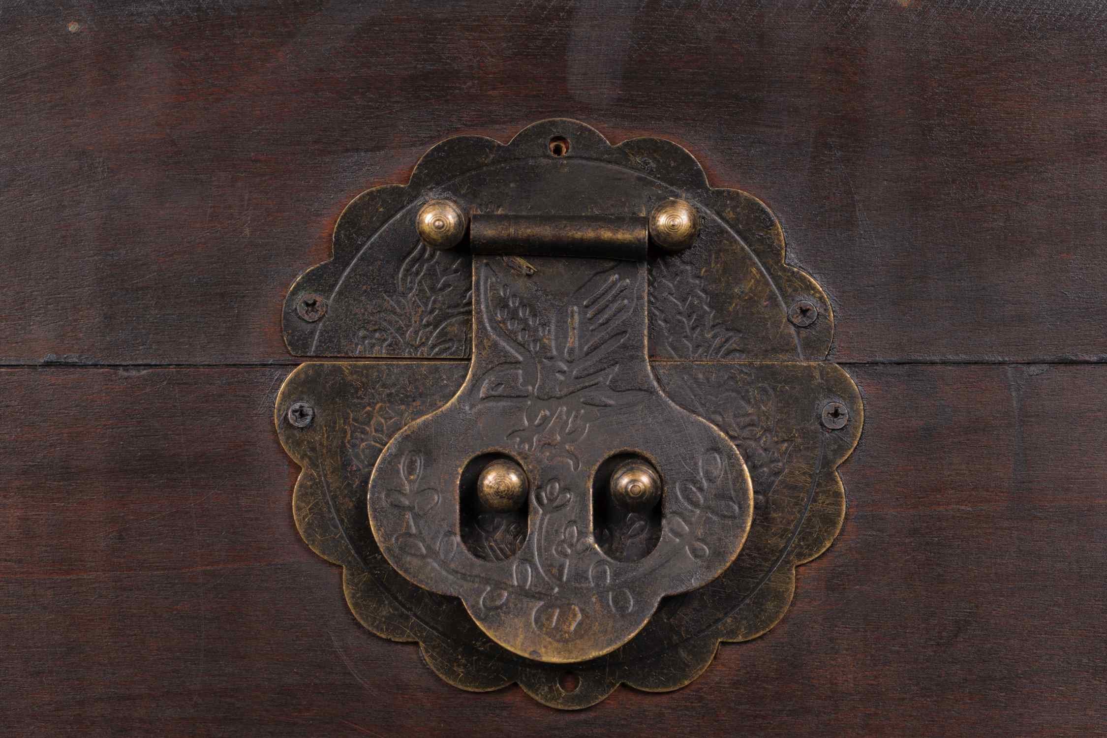 BIRENDY Dekoobjekt FD00387 Truhe Holztruhe Schatzkiste Kiste Piratenkiste A günstig online kaufen