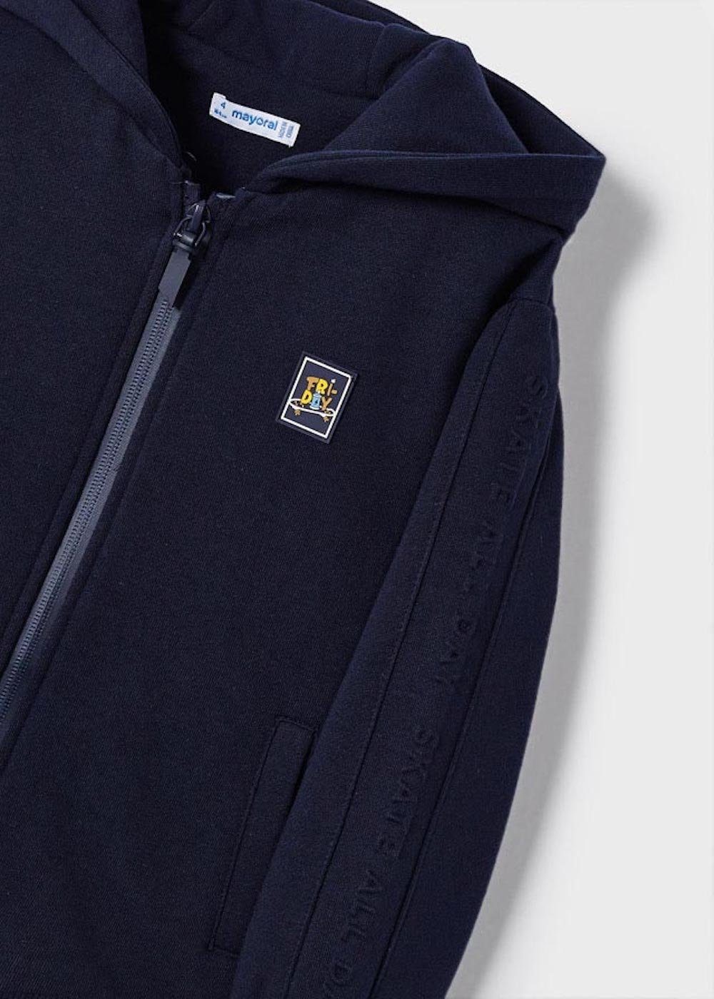 Mayoral Kapuzensweatjacke Kapuzensweatjacke mit Reißverschluss und Reliefverzierung