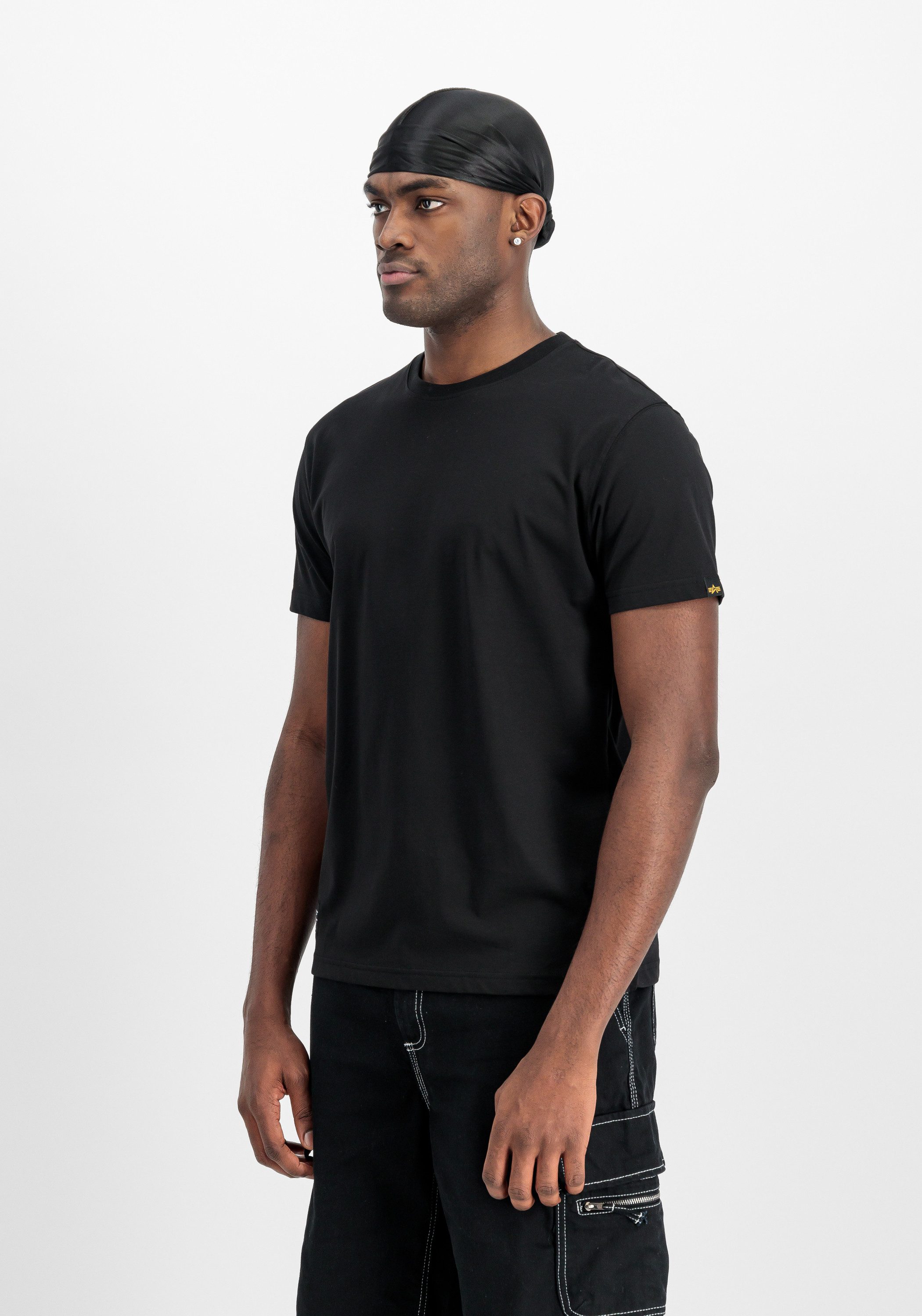 T-Shirt Label Backprint T-Shirt