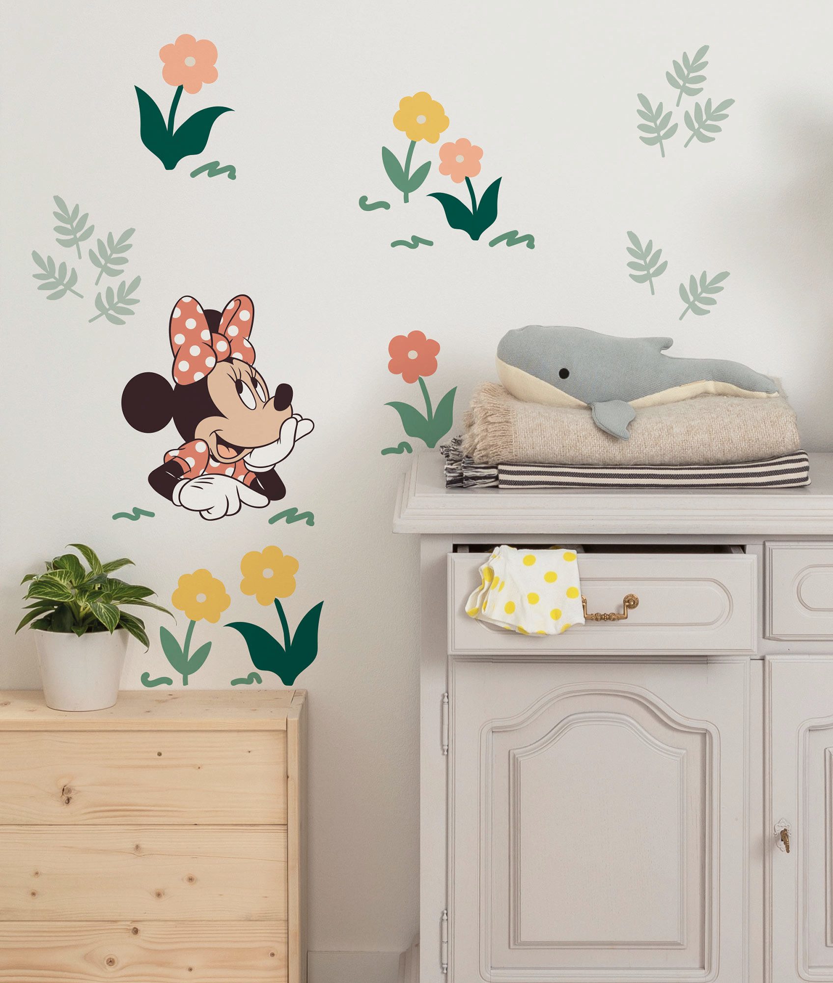 Komar Wandtattoo Disney Minnie Mouse Beauty in Bloom (1 St), Künstler: Disney, 50 x 70 cm (Breite x Höhe) - Kinderzimmer, Wandsticker