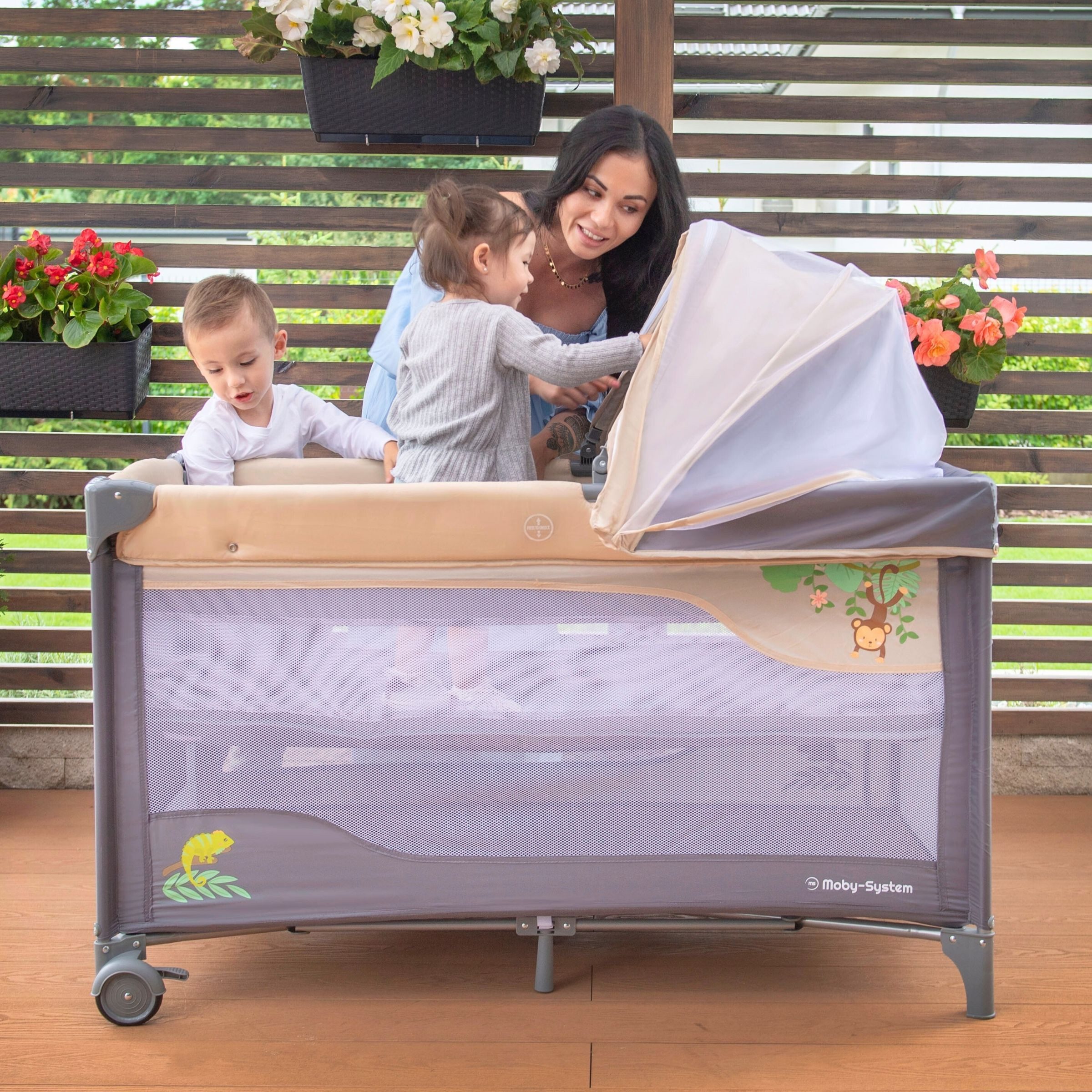 Moby-System Baby-Reisebett Babyreisebett HUXLEY - mit Wickelfläche und Transporttasche