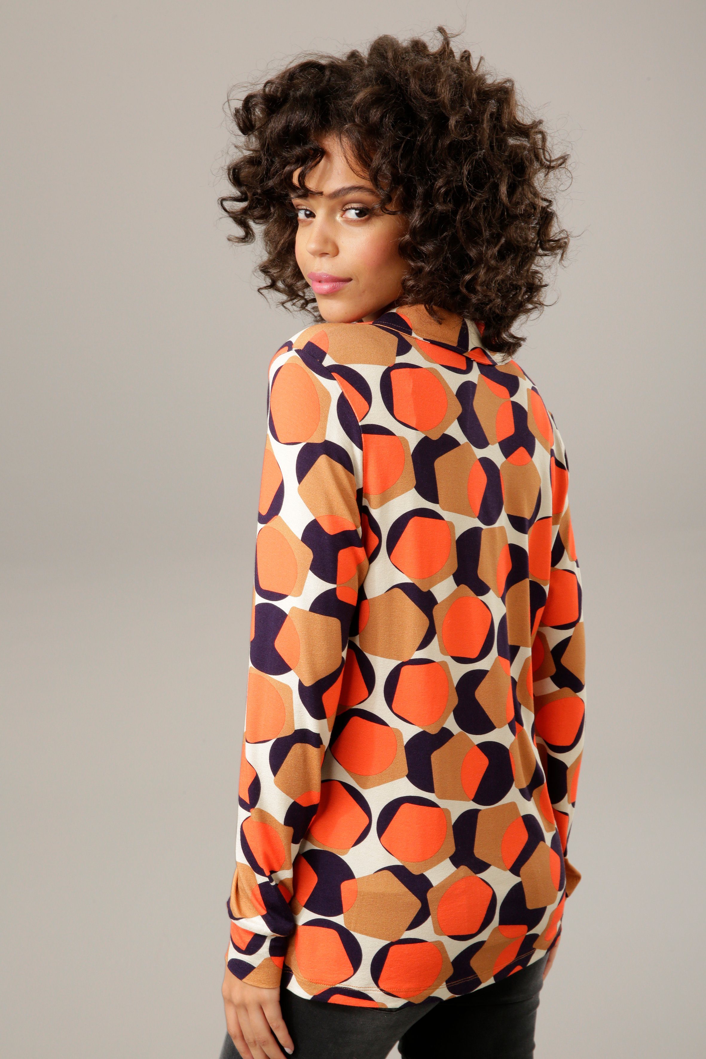 Aniston CASUAL Shirtbluse mit trendigem Retro-Muster - jedes Teil ein Unika günstig online kaufen