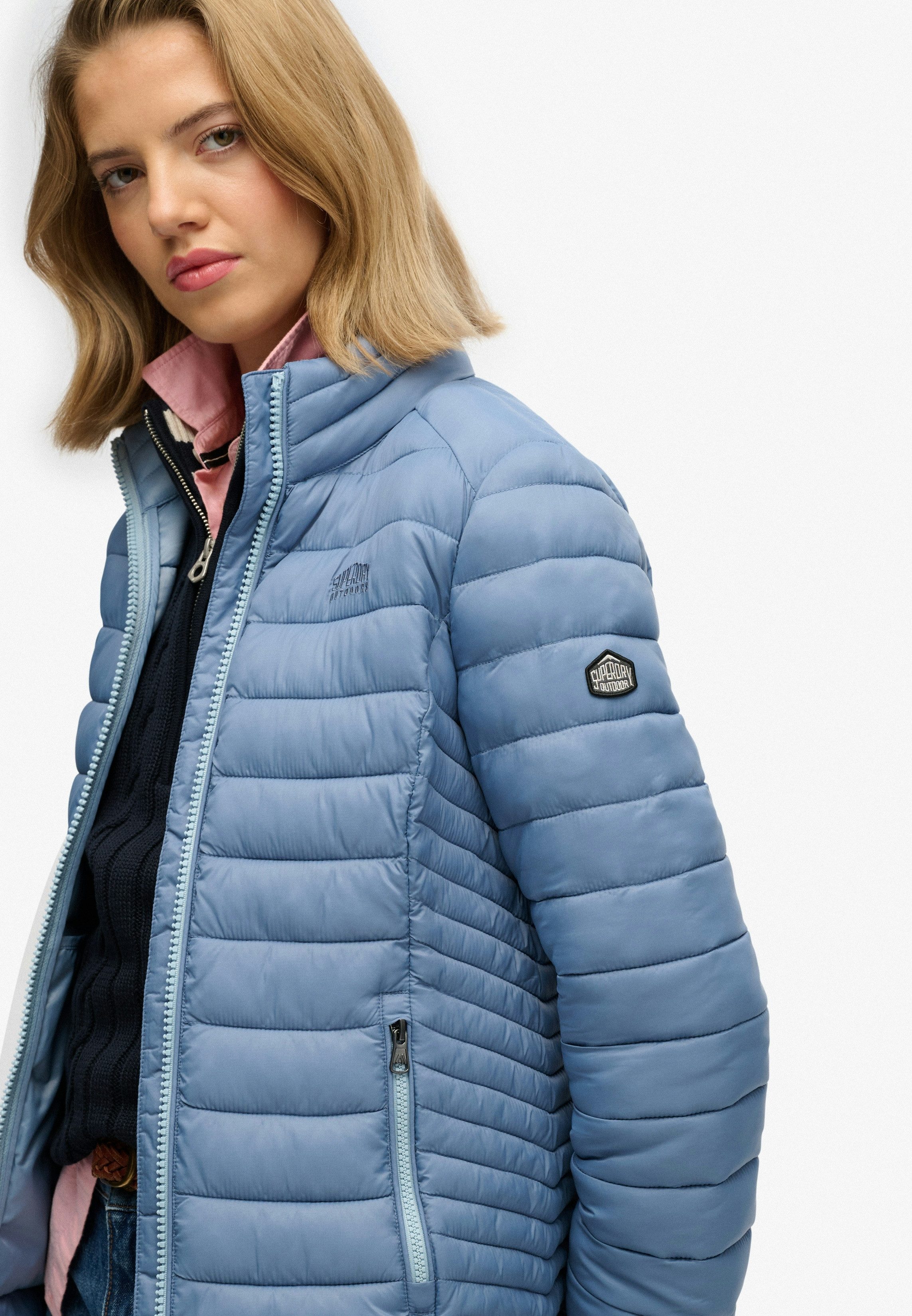 Superdry Steppjacke Fuji Lite Padded Jacket aus Nylon, normale Passform, mit Reißverschluss