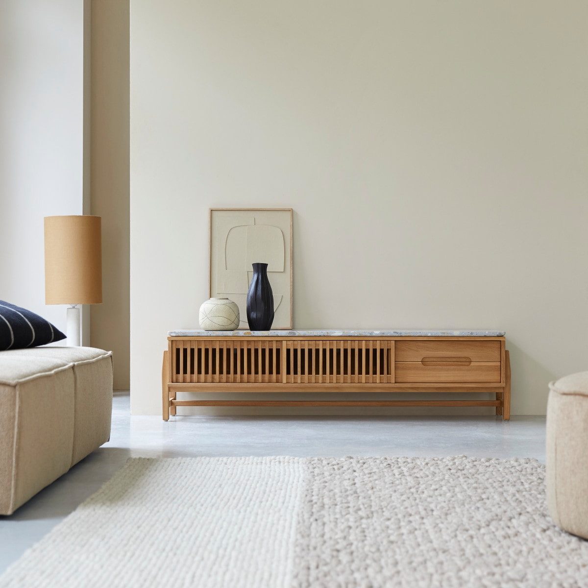 Tikamoon TV-Schrank TV-Schrank Isaure aus massivem Teakholz und Premium-Terrazzo 175 cm