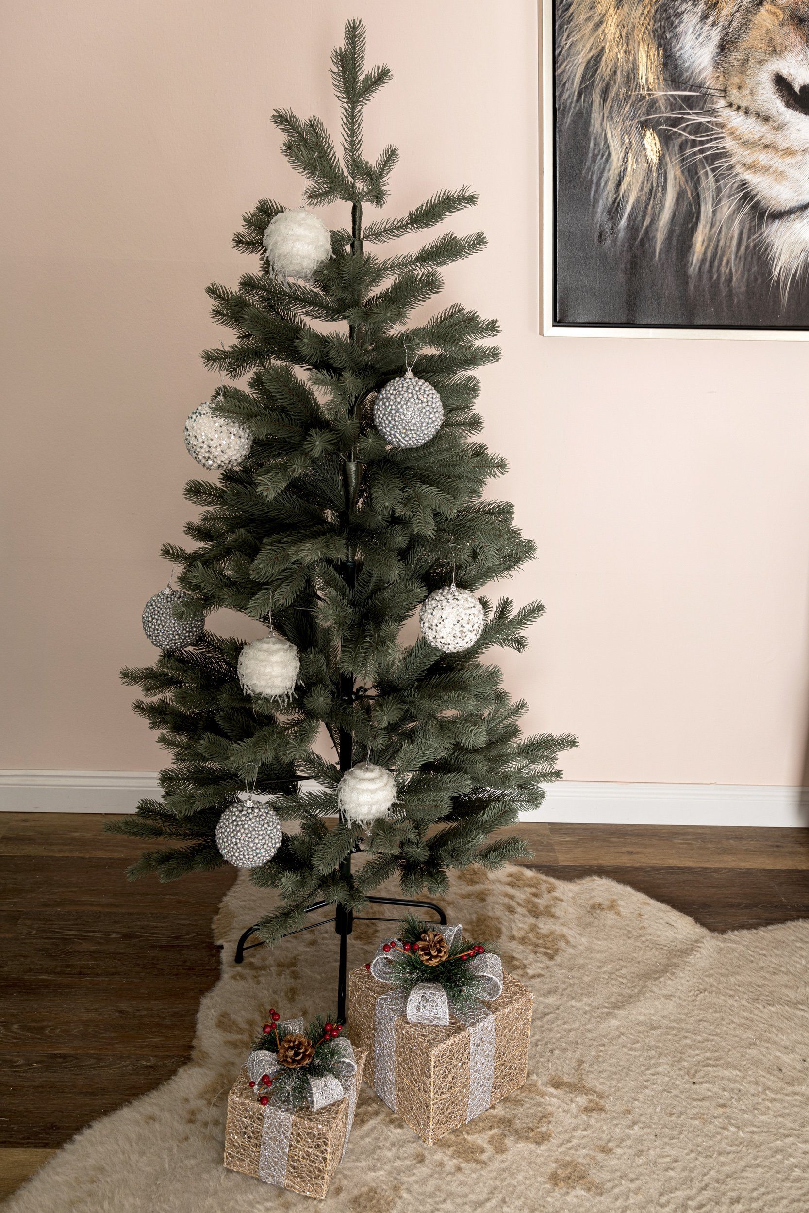 Wohnando Künstlicher Weihnachtsbaum Tannenbaum-Alternative mit realistischem Design 150cm, 451 Äste