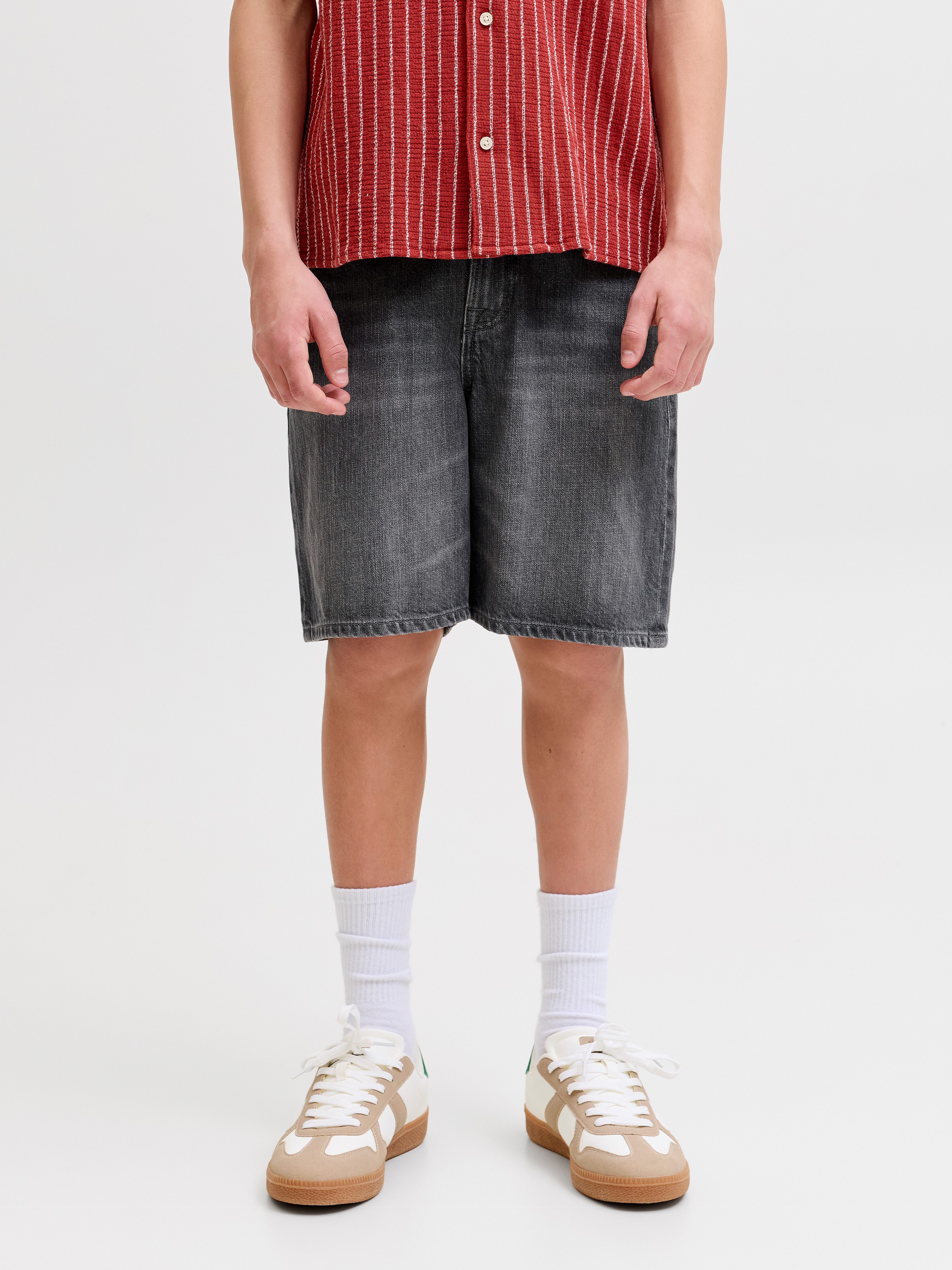 Jack & Jones Junior Shorts JJITONY JJORIGINAL SHORTS AKM 280 JNR mit lässigem Used-Look