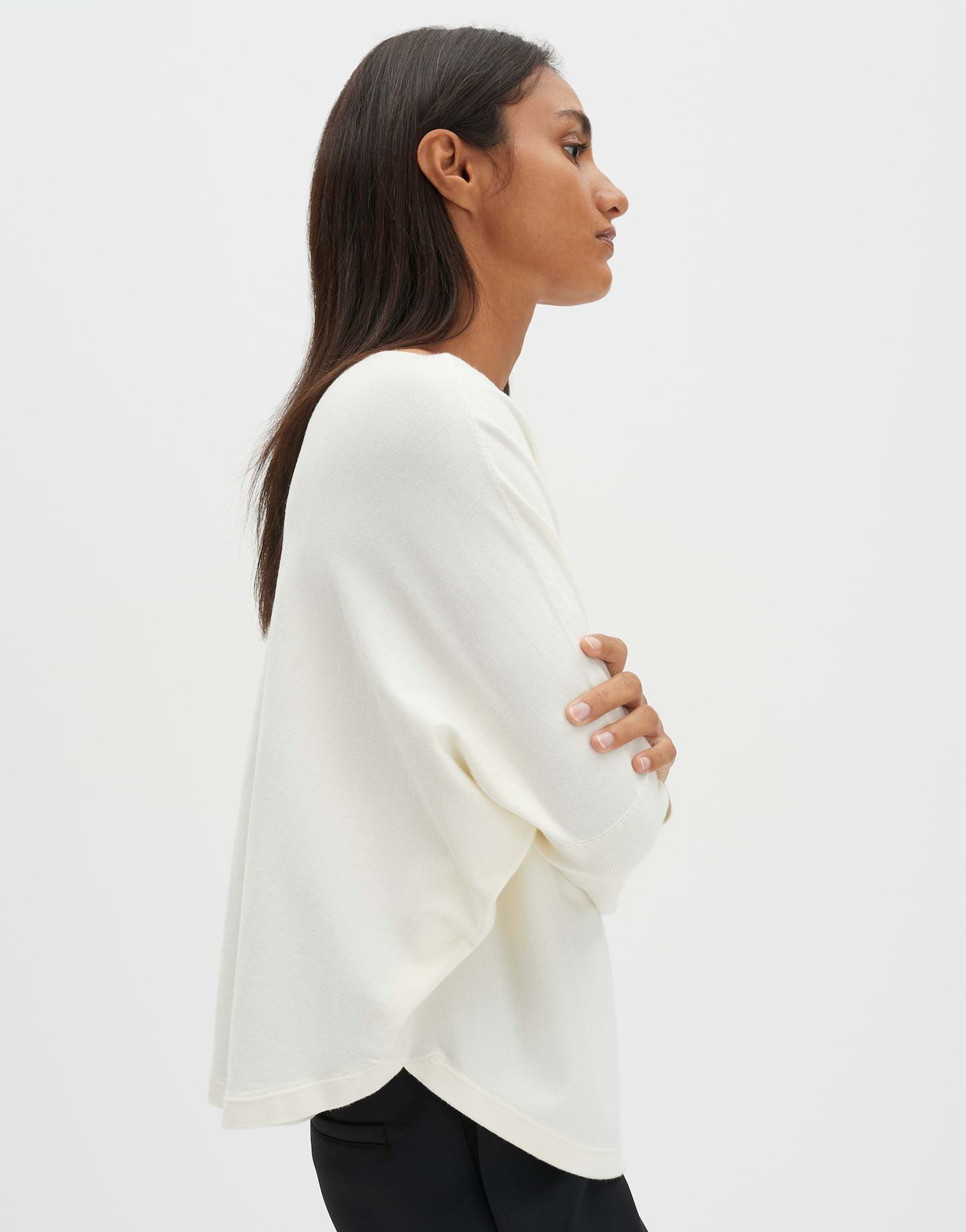 someday Strickpullover TIRAJA Oversized im Cape Stil oversized Passform, ovaler Schnitt, weich fließender Fall