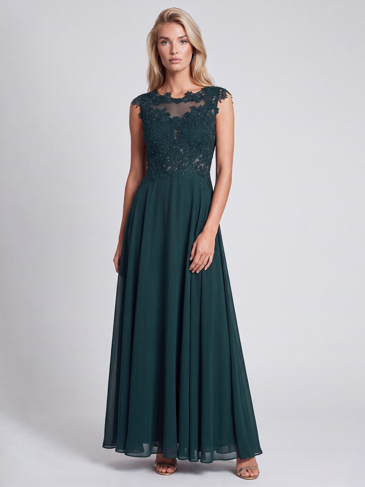 Apart Abendkleid mit floraler Spitze und fließendem Rock