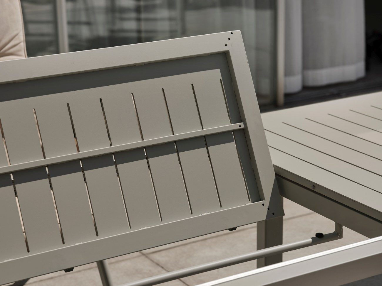 Brafab Esstisch Lomma, 194-312x100 cm, Hellgrau, Ausziehbar