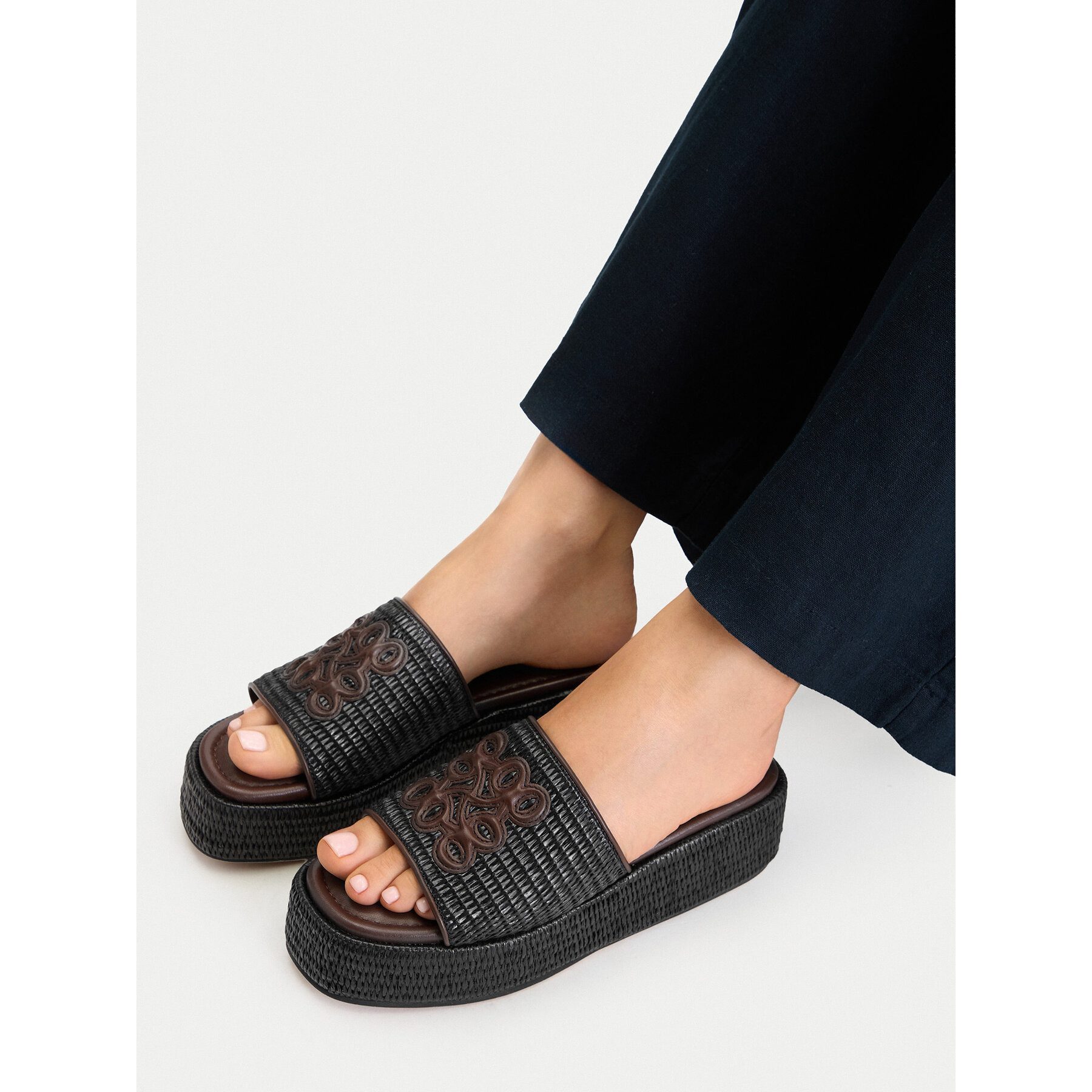 Nine West Schwarze Flip-Flops für Damen von Nine West Badepantolette