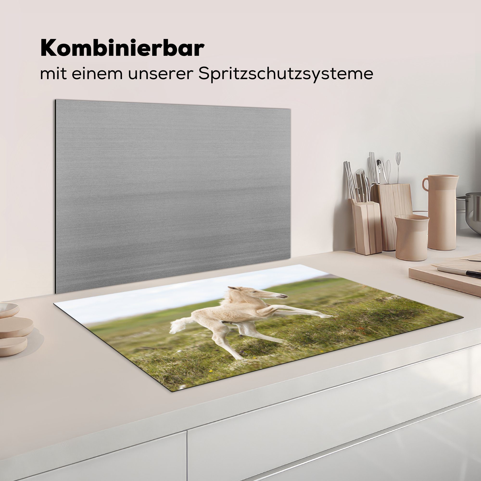 küche, Vinyl, cm, (1 MuchoWow 81x52 tlg), Herdblende-/Abdeckplatte - Fohlen Schutz Gras Induktionskochfeld für Ceranfeldabdeckung - die Natur,