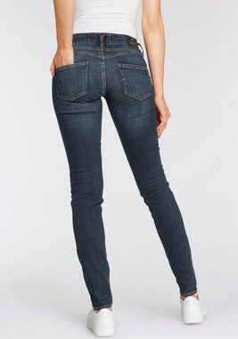 Herrlicher Slim-fit-Jeans GINA RECYCLED DENIM mit seitlichem Keileinsatz