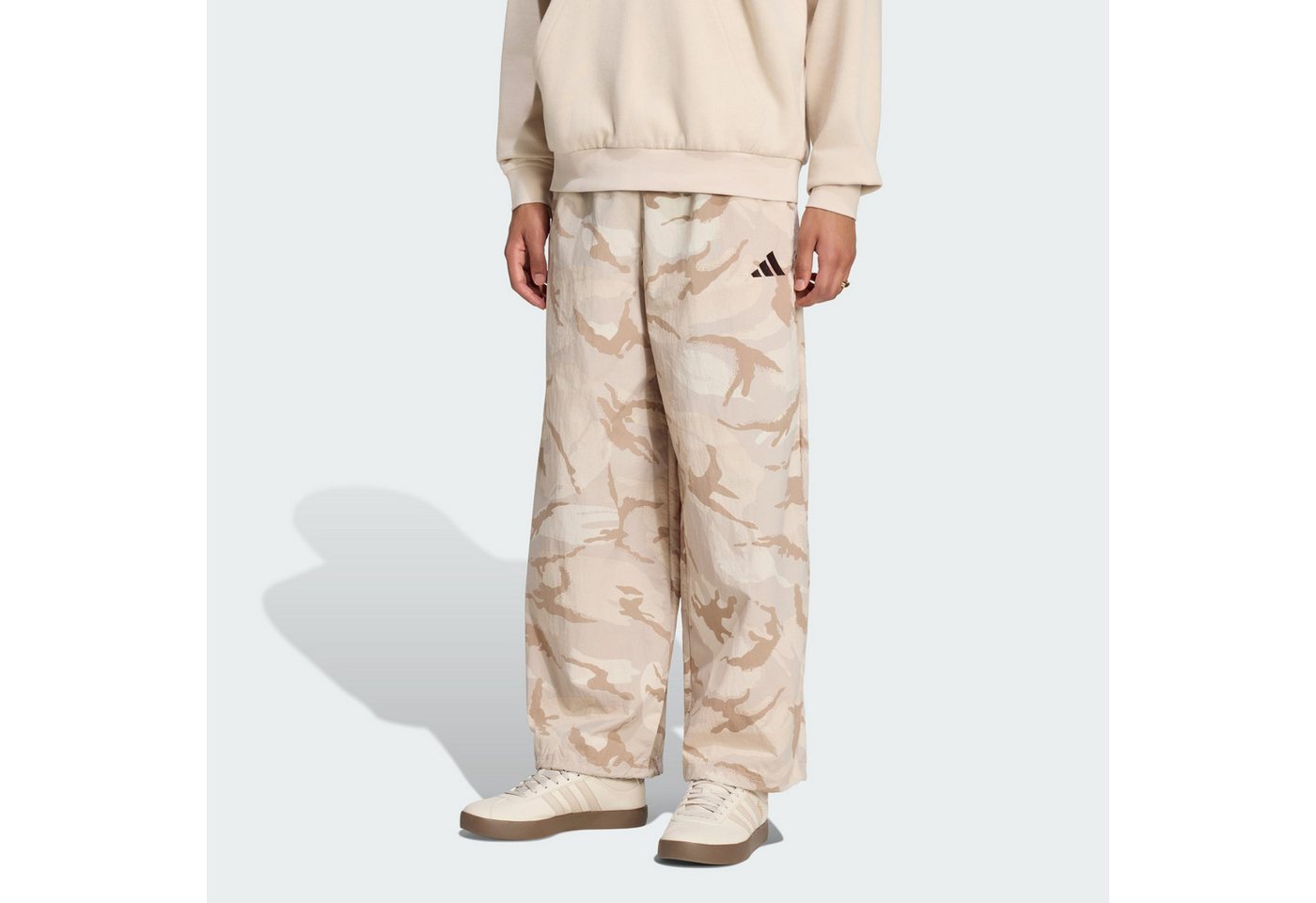 adidas Sportswear Jogginghose SEASONAL ESSENTIALS PARACHUTE-HOSE, GEWEBT, CAMO, Ansicht 1