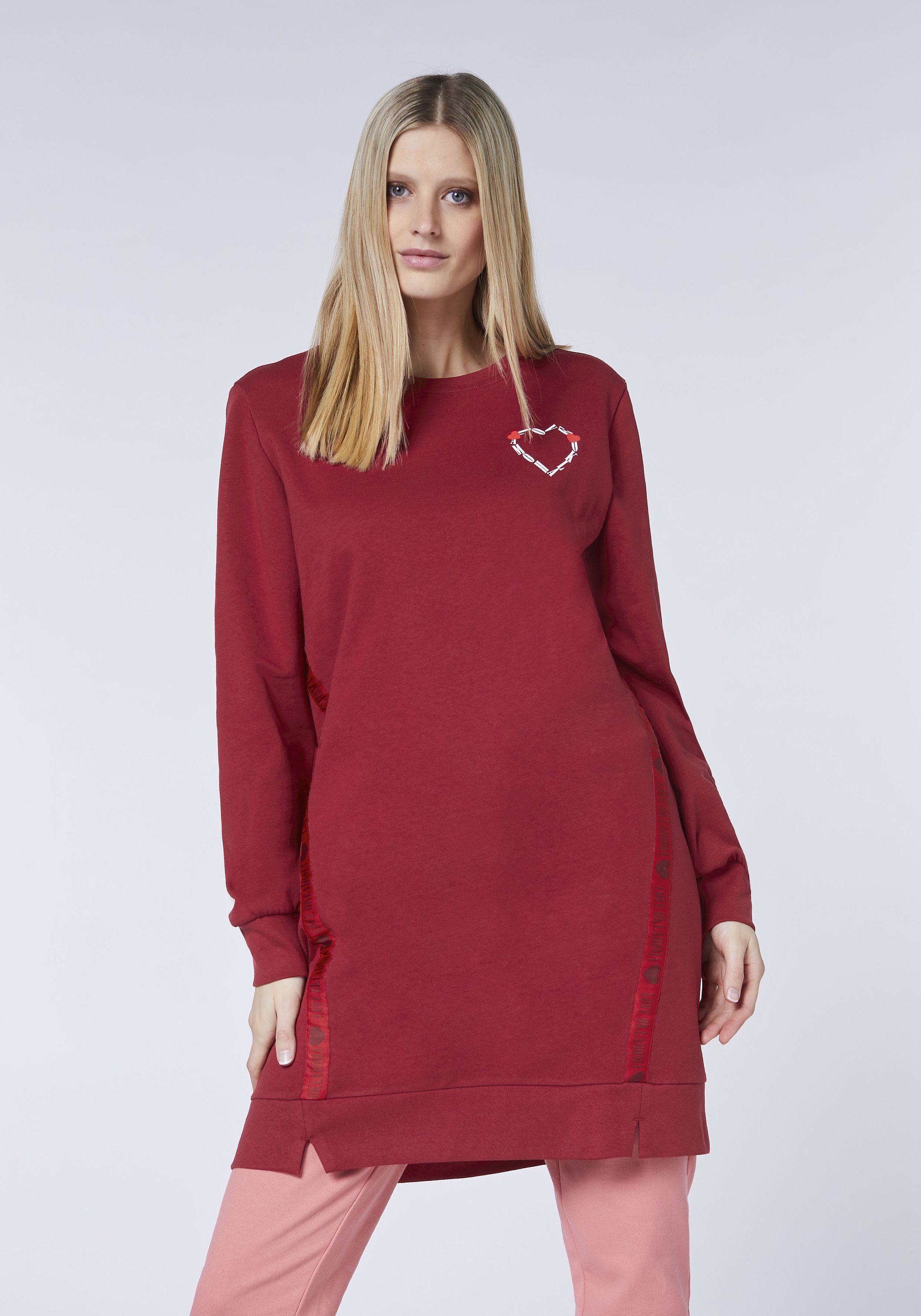 Oklahoma Jeans Sweatkleid mit kleinem Logo-Herz-Print