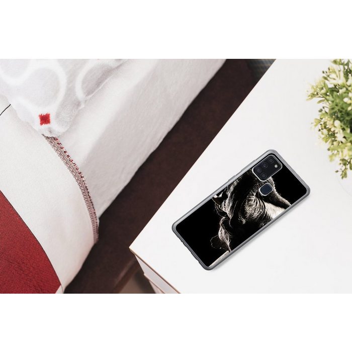 MuchoWow Handyhülle Elefant in Schwarz und Weiß Handyhülle Samsung Galaxy A21s Smartphone-Bumper Print Handy AR12286
