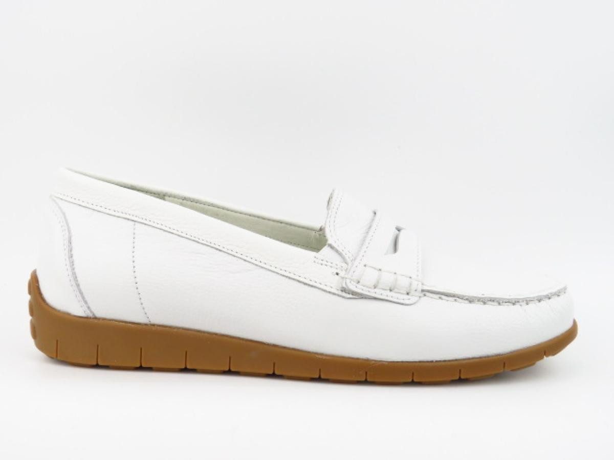 H-Lucy Slipper