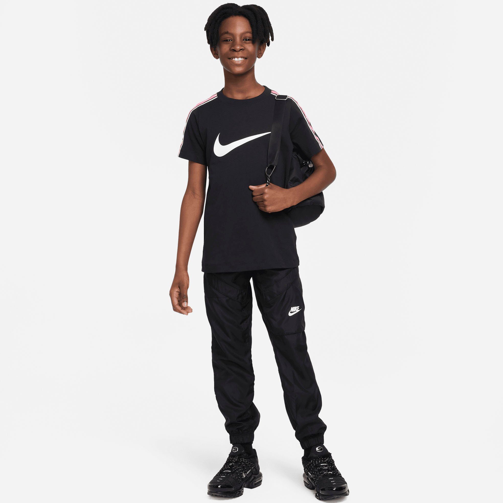 Nike Sportswear T-Shirt SS SW TEE schwarz B NSW REPEAT