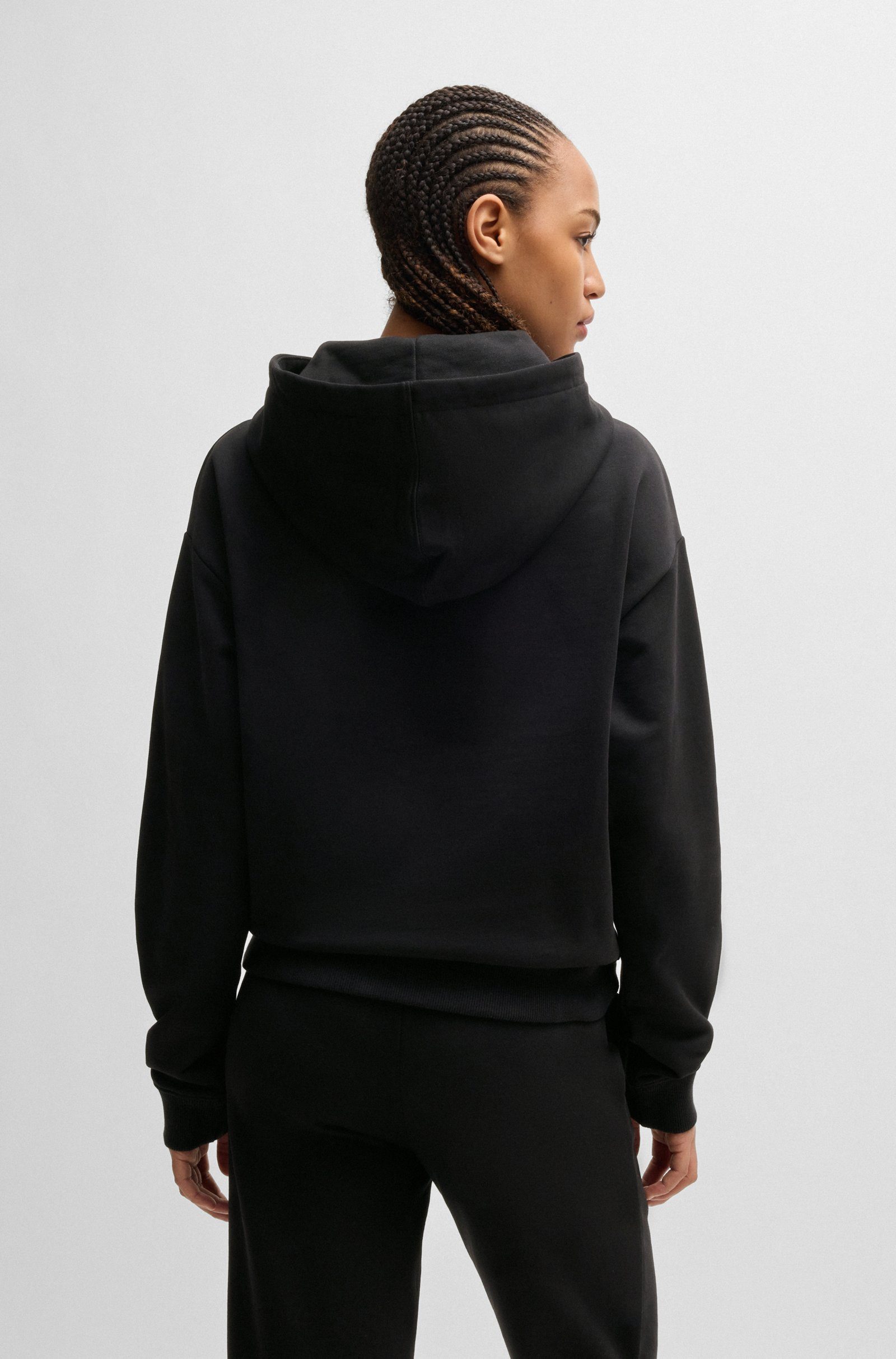 HUGO Hoodie Delfinia mit Stack-Logo-Stickerei (1-tlg)