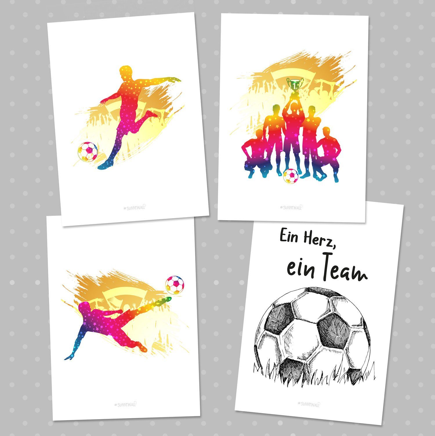 Sunnywall Poster Poster Kinderzimmer Fussball (4er Set), Fussball (Set) günstig online kaufen