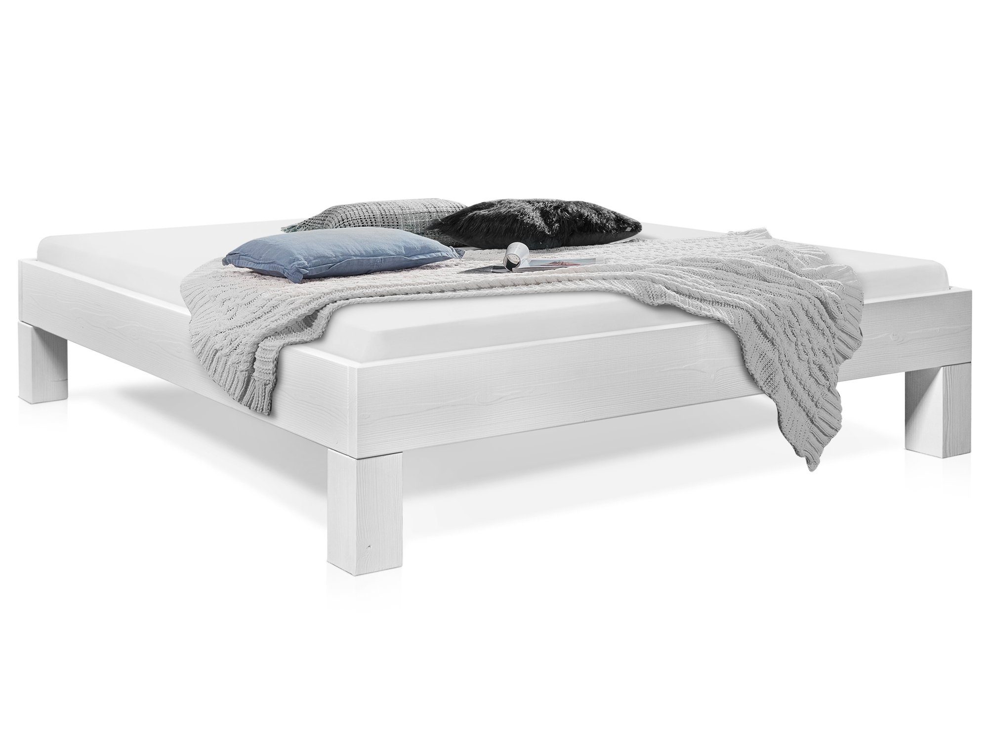 Massivholzbett, LUKY 4-Fuß-Bett ohne Kopfteil, Material Massivholz, Fichte weiß lackiert