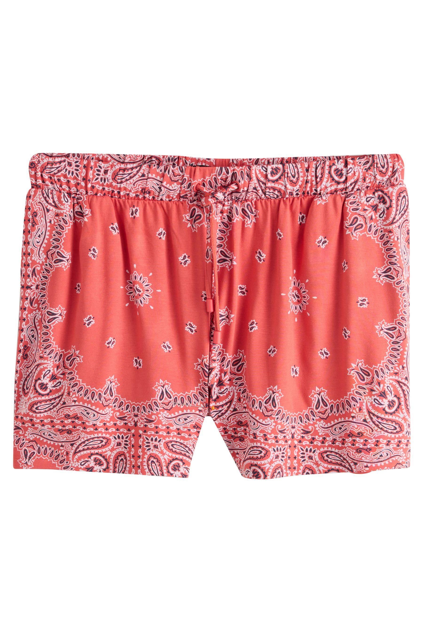 Shorts Shorts mit Bandana-Print