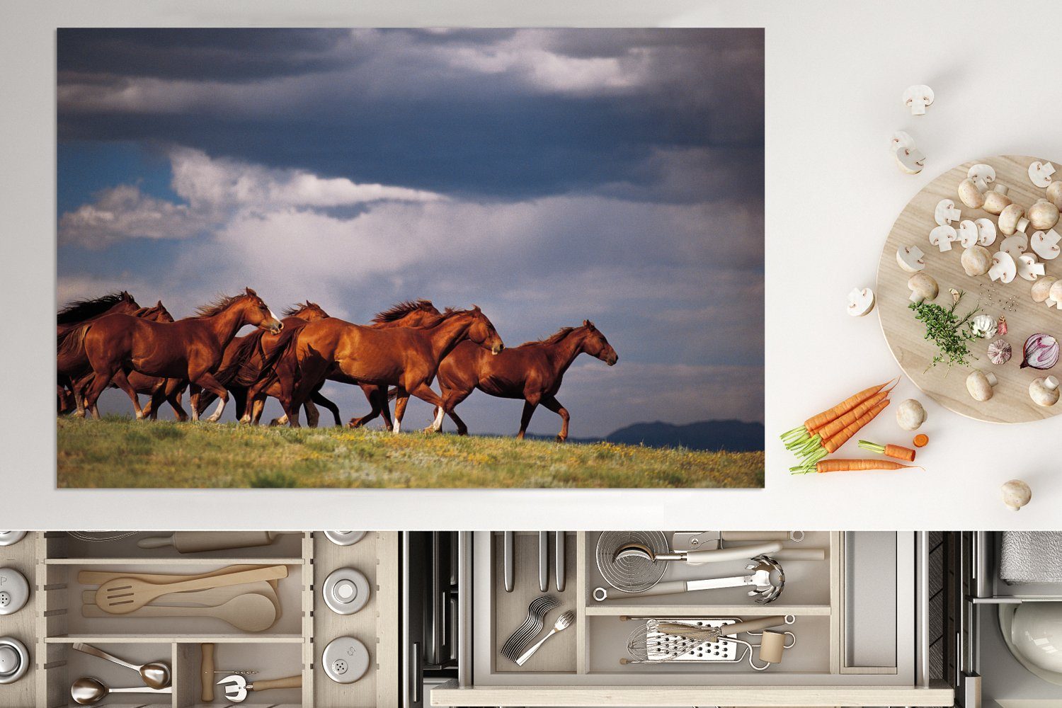 MuchoWow Herdblende-/Abdeckplatte Herde von wilden Ceranfeldabdeckung (1 Mustang-Pferden, cm, Vinyl, Induktionskochfeld 81x52 küche, tlg), für Schutz die