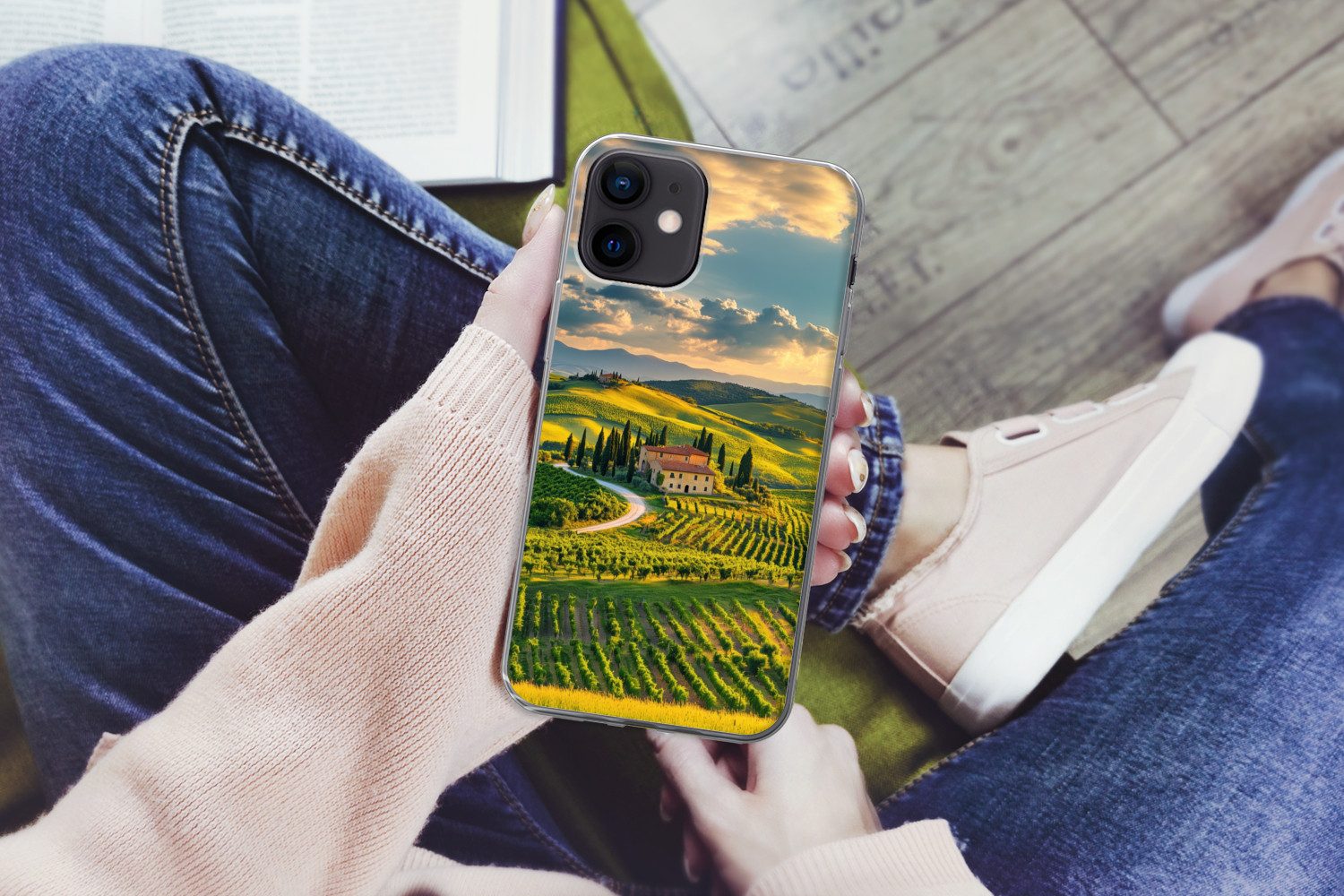 MuchoWow Handyhülle für Apple iPhone 12 Mini Toskana - Landschaft - Weinberge, Smartphone-Bumper, Print, Handy Schutzhülle Dünn