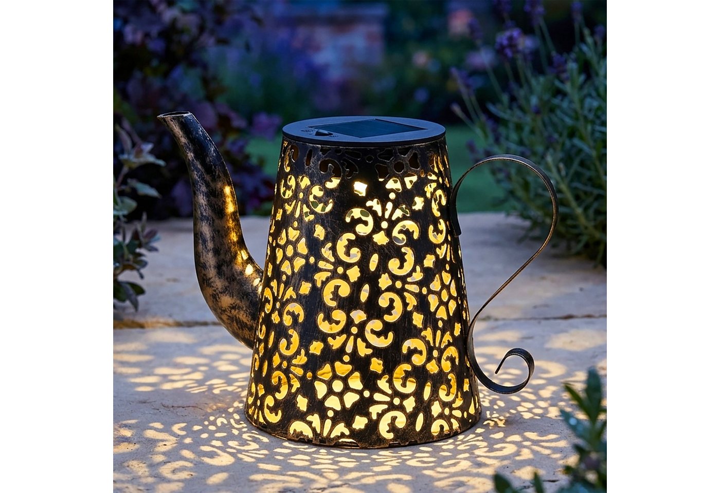 Spetebo LED Solarleuchte LED Solar Leuchte Metall Gießkanne - 19 x 14 cm, LED, warm weiß, Vintage Deko Garten Lampe in Rost Optik