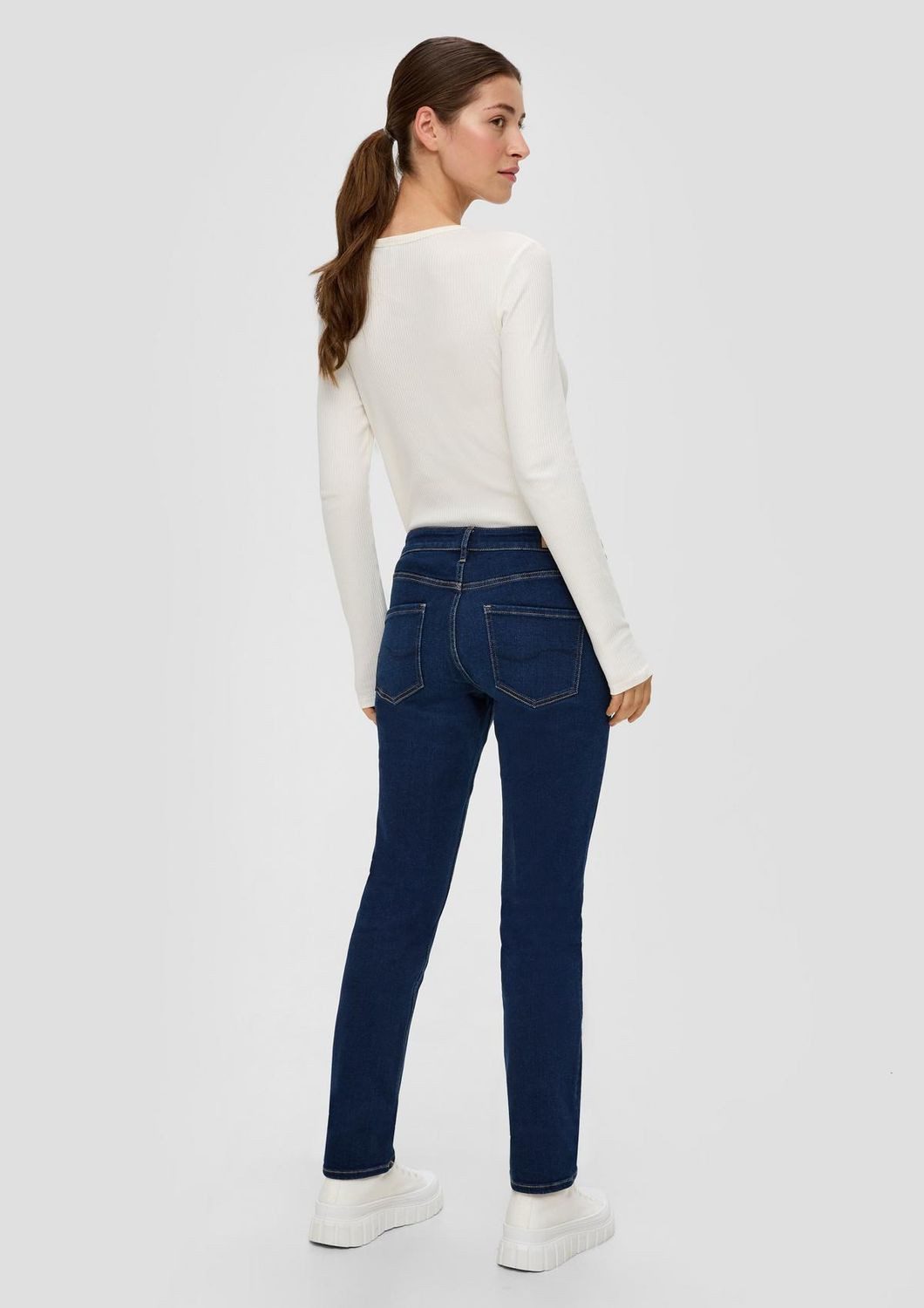 QS Slim-fit-Jeans Catie (1-tlg) Slim Fit, Mid Rise, Slim Leg
