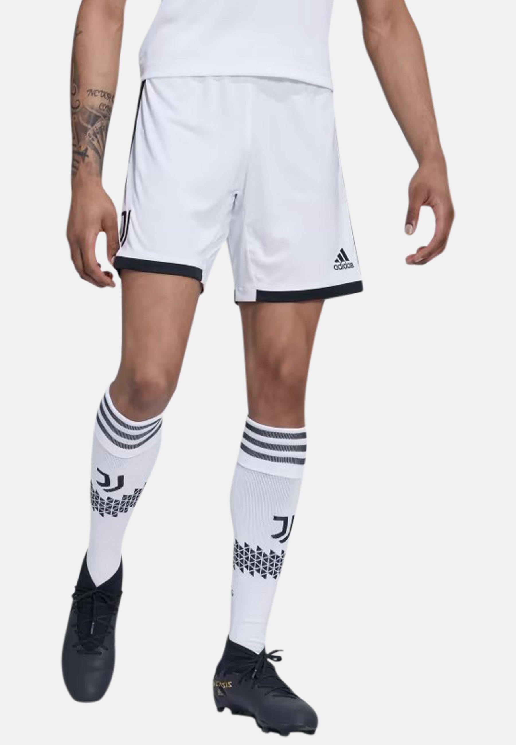 adidas Originals Шорты Juve