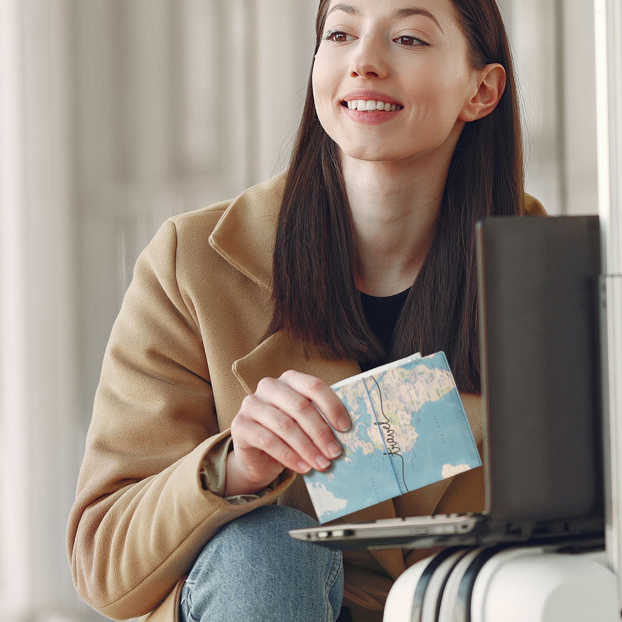 kwmobile Etui Reisepass Kunststoff Schutzhülle Ausweis Hülle Impfpass Schutz, Cover Reisepasshülle Ausweishülle in Travel Schriftzug Design