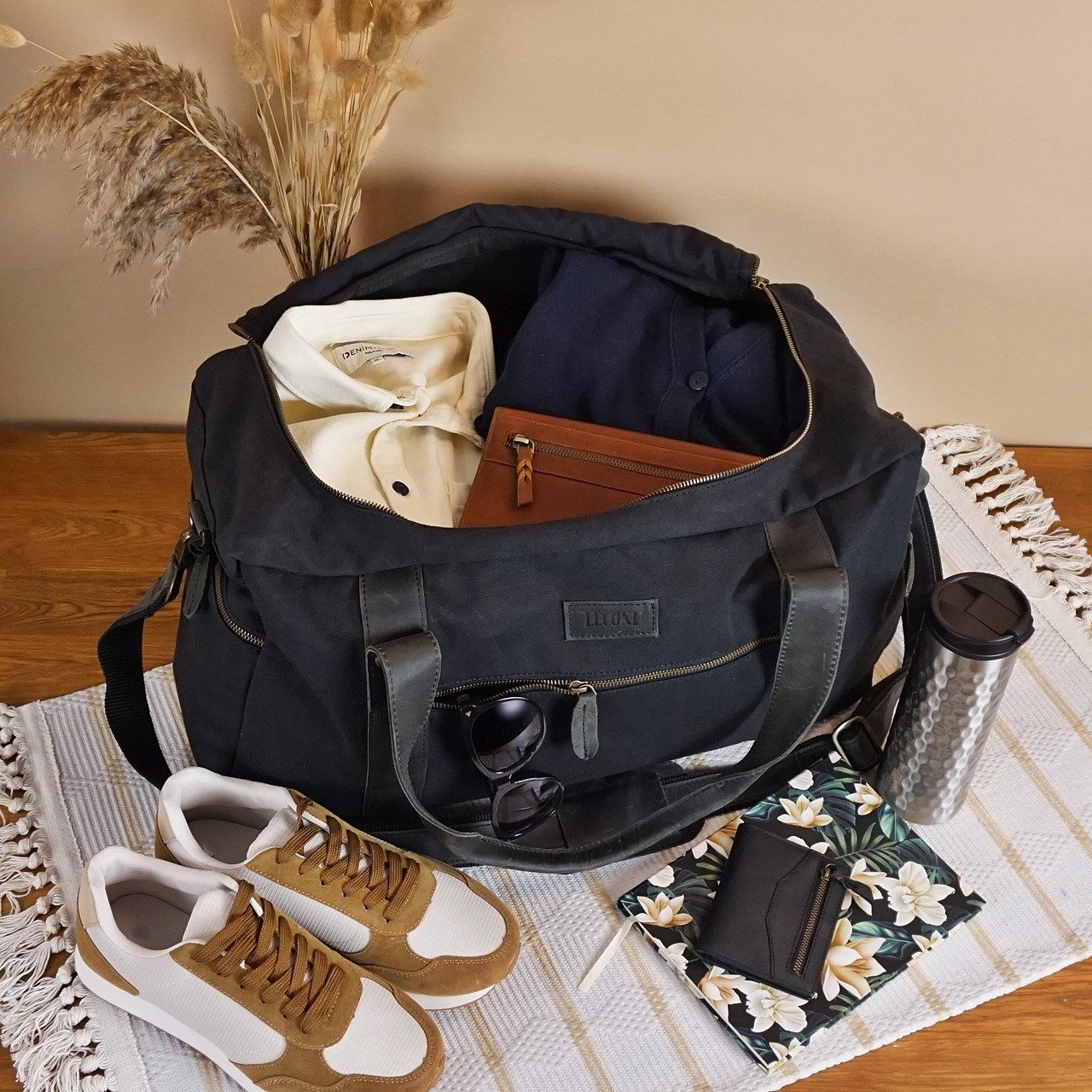 LECONI Weekender Sporttasche Reisetasche Damen & Herren Handgepäck Leder Canvas LE2014, Geräumiges & flexibel - viele Außenfächer - 55x30x21 cm