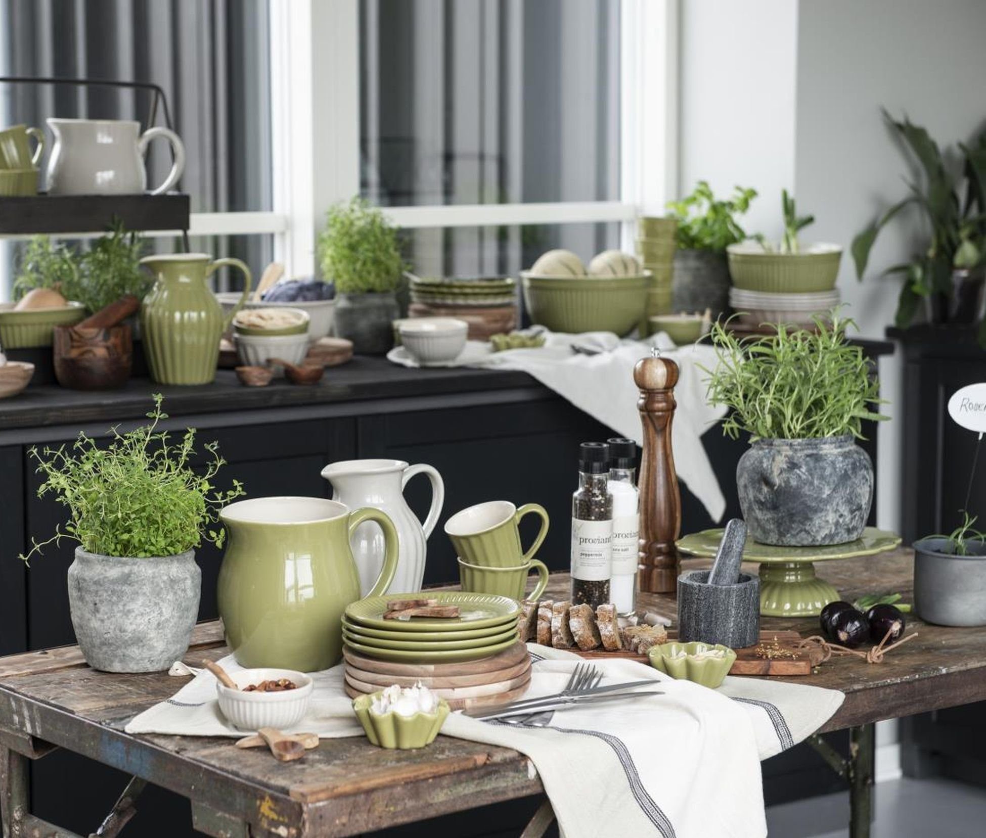 Ib Laursen Tortenplatte Tortenplatte Kuchenplatte Fuß Mynte Keramik Herbal Green Grün Ib, Keramik
