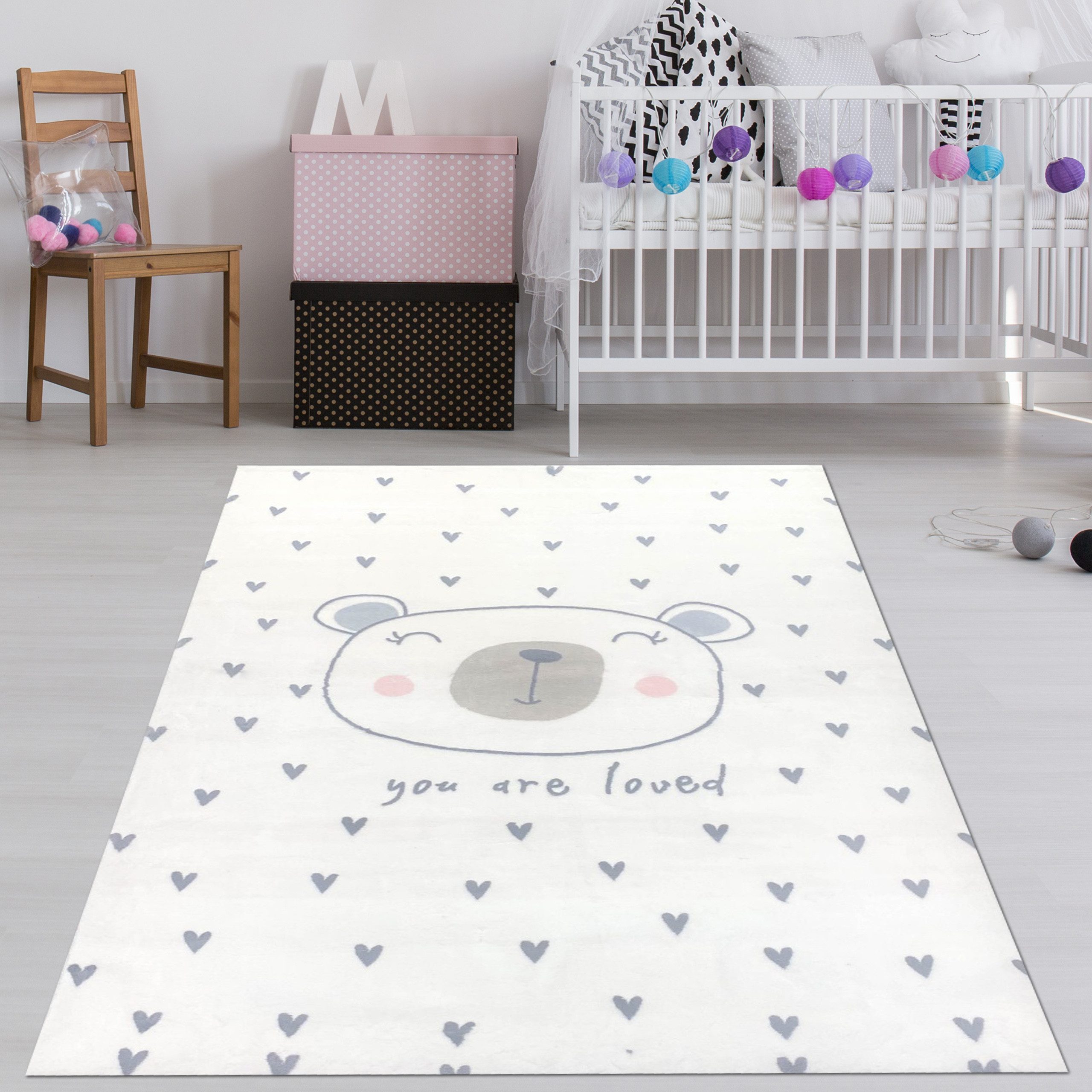 Kinderteppich Kinderzimmer-Teppich mit Herzen und einem süßen Bären, creme