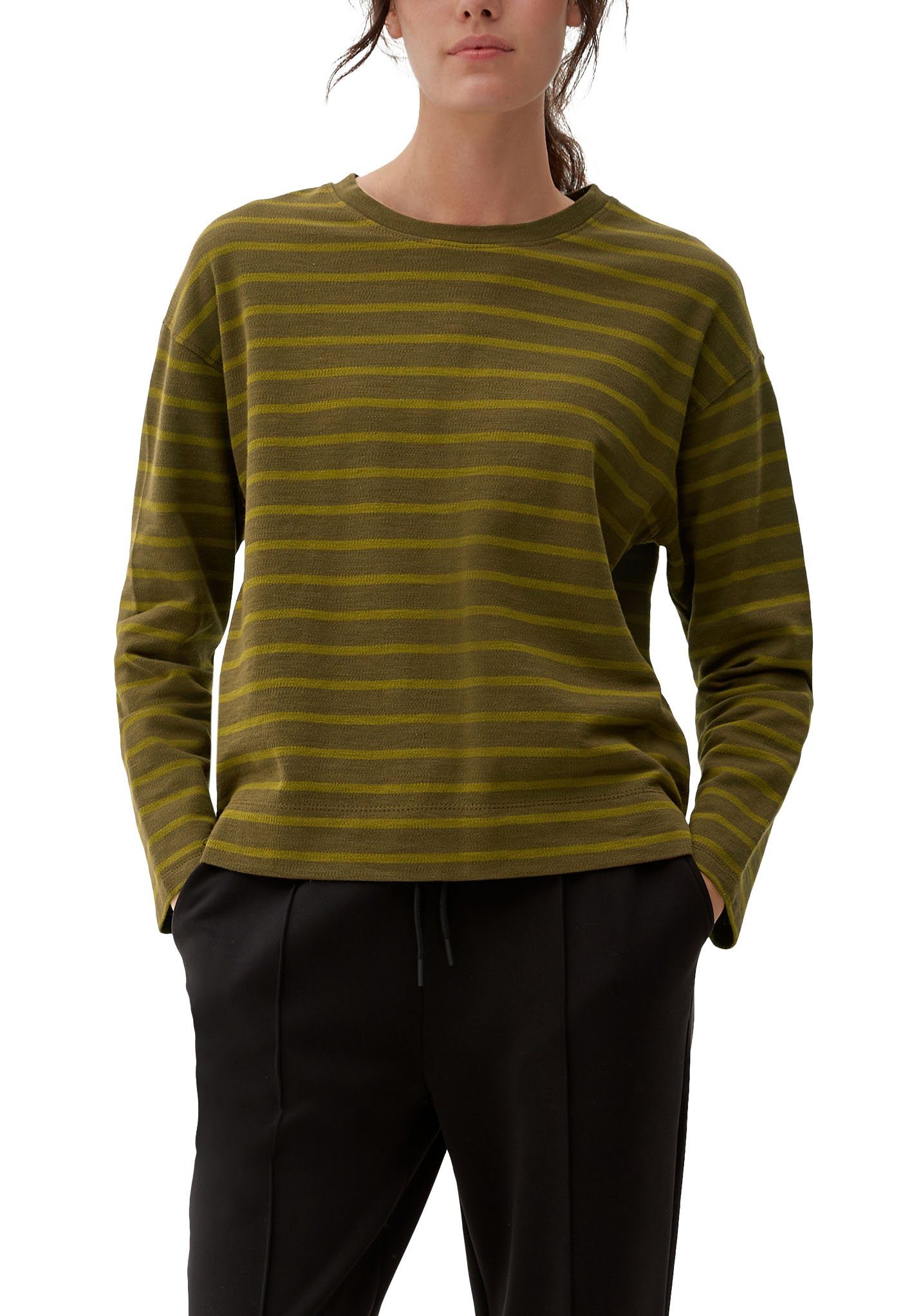 s.Oliver Langarmshirt im khaki-oliv Seitenschlitzen mit Ringellook und tollen geringelt