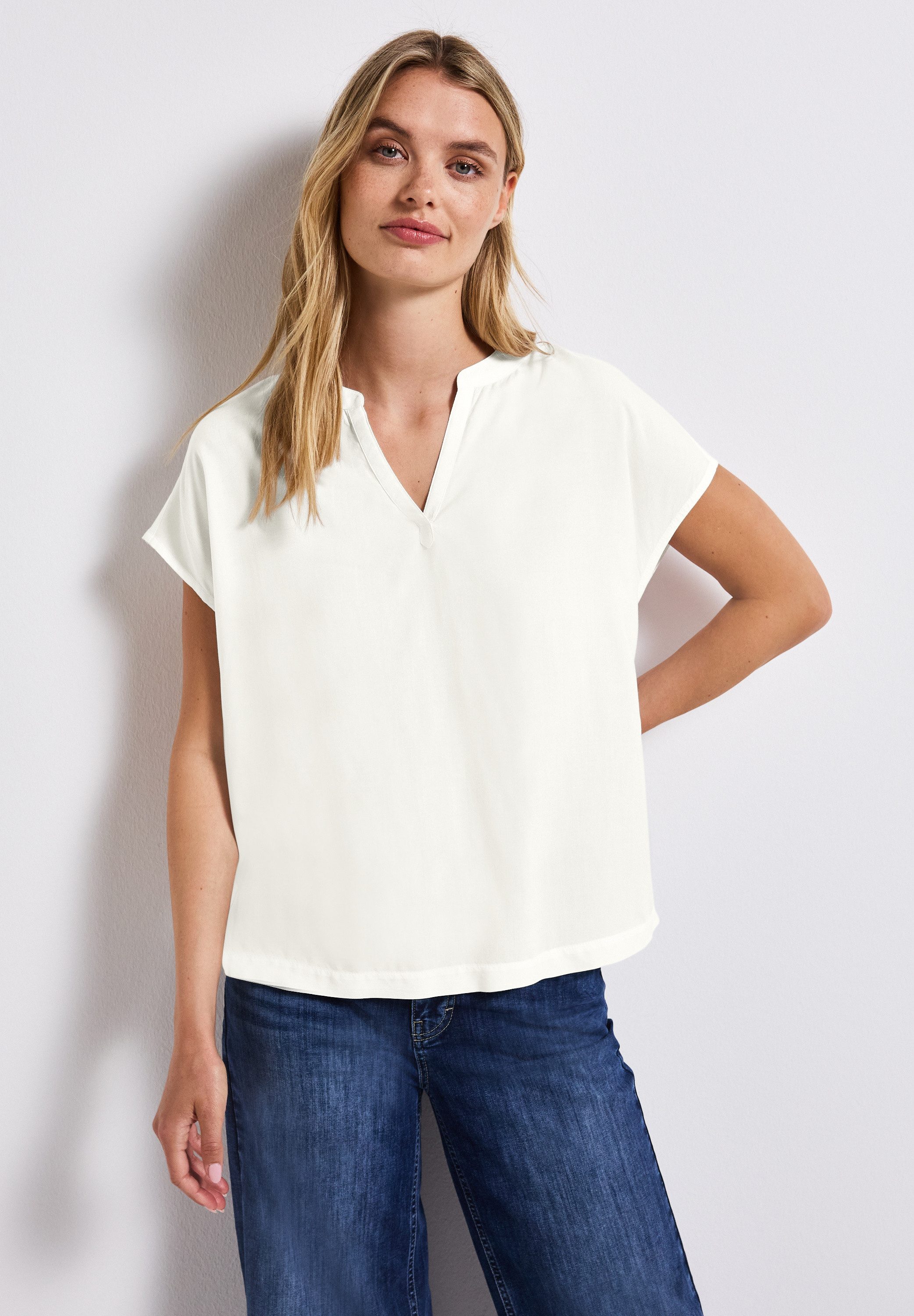 STREET ONE Kurzarmbluse Split Neck