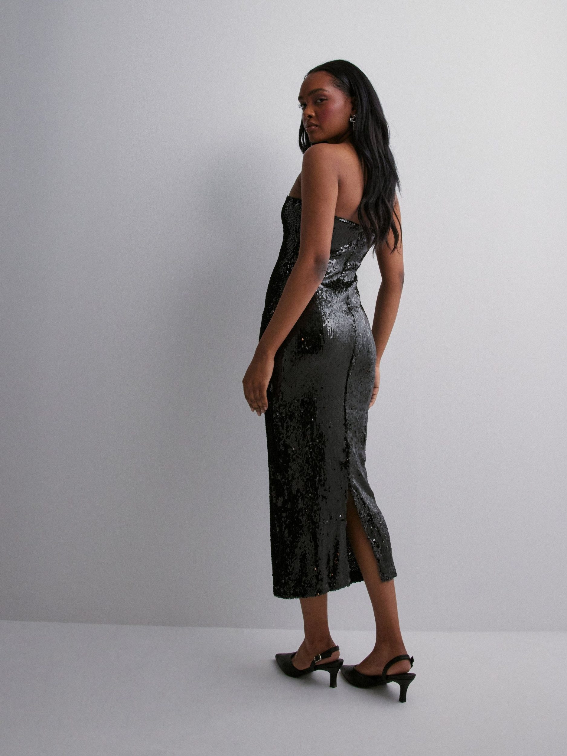 Gina Tricot Paillettenkleid - Stylisches Gina Tricot Sequin Midi Tube Dress günstig online kaufen