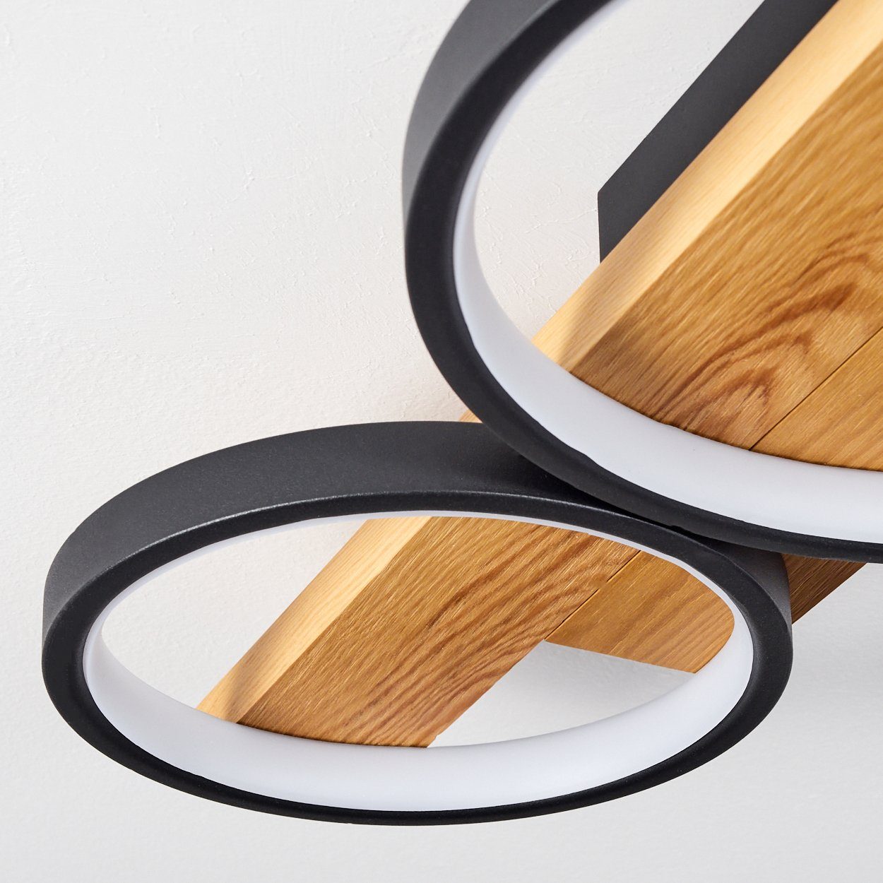 hofstein Deckenleuchte »Caces« dimmbare Deckenlampe aus Metall/Holz in Schwarz/Natur/Weiß, 3000 Kelvin