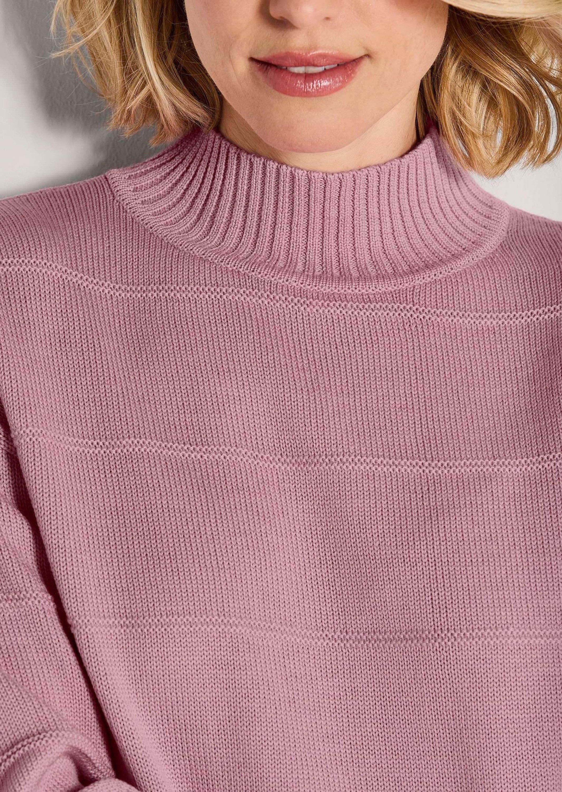 MADELEINE Strickpullover Eleganter Wollpullover mit Querstruktur Strukturpullover mit Stehkragen und Langarm