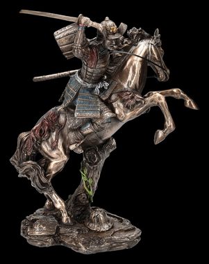 Figuren Shop GmbH Dekofigur Samurai Figur - Krieger auf steigendem Pferd - Veronese - Dekofigur Mythologie