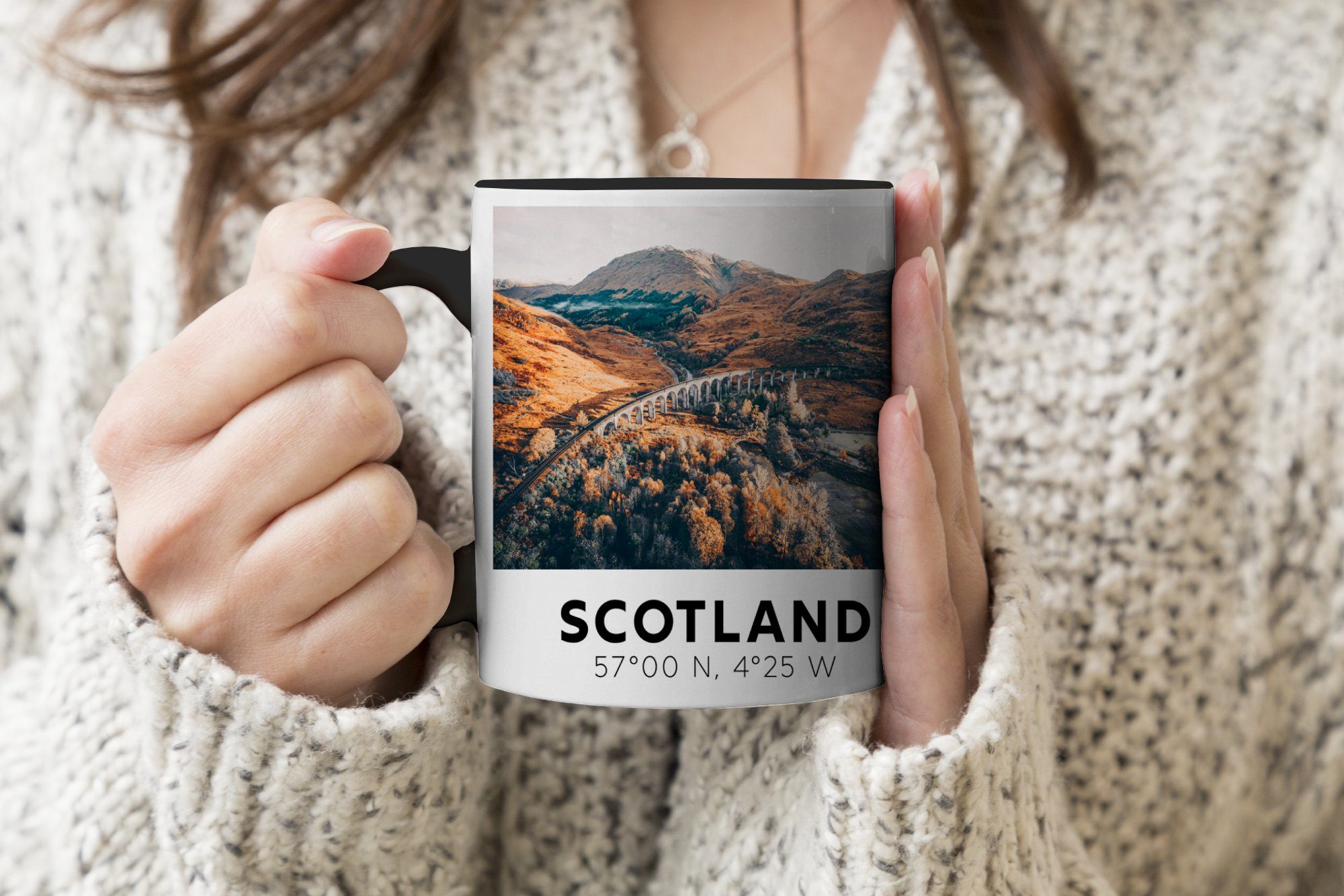 - - Brücke Natur, Teetasse, Kaffeetassen, Keramik, Geschenk Farbwechsel, MuchoWow Schottland Tasse Zaubertasse,