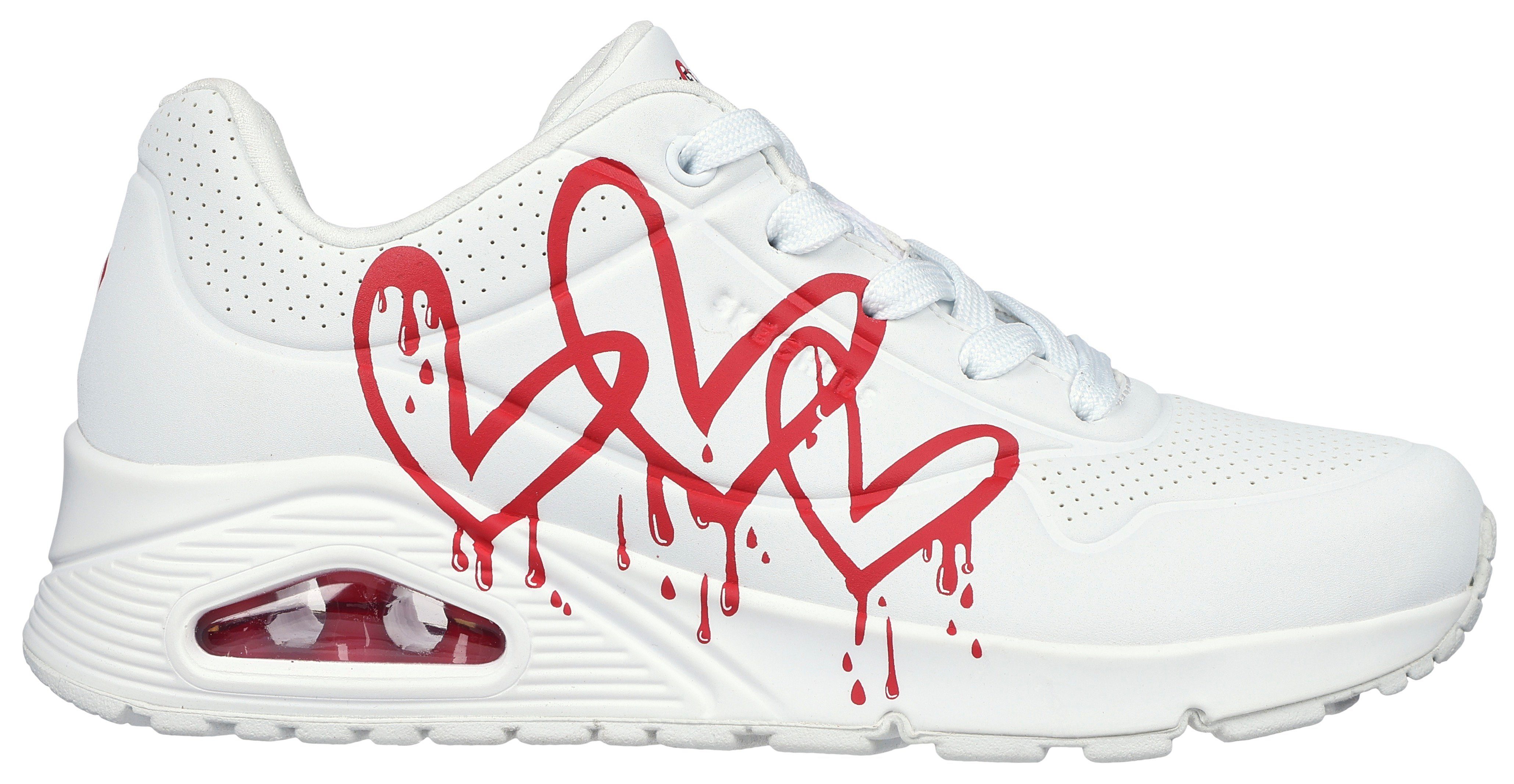 Sneaker IN weiß-rot LOVE UNO mit Skechers Herzen-Graffity-Print DRIPPING
