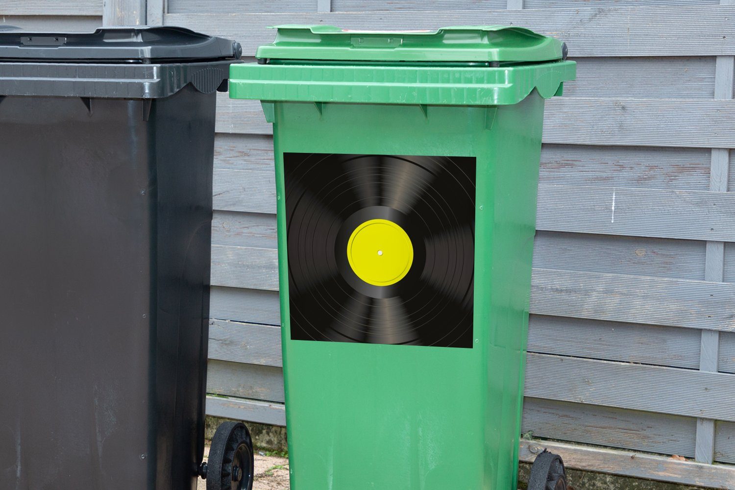 MuchoWow Wandsticker Gelb - LPs - Abfalbehälter Retro (1 Container, Mülltonne, Schallplatten Sticker, Mülleimer-aufkleber, St), 