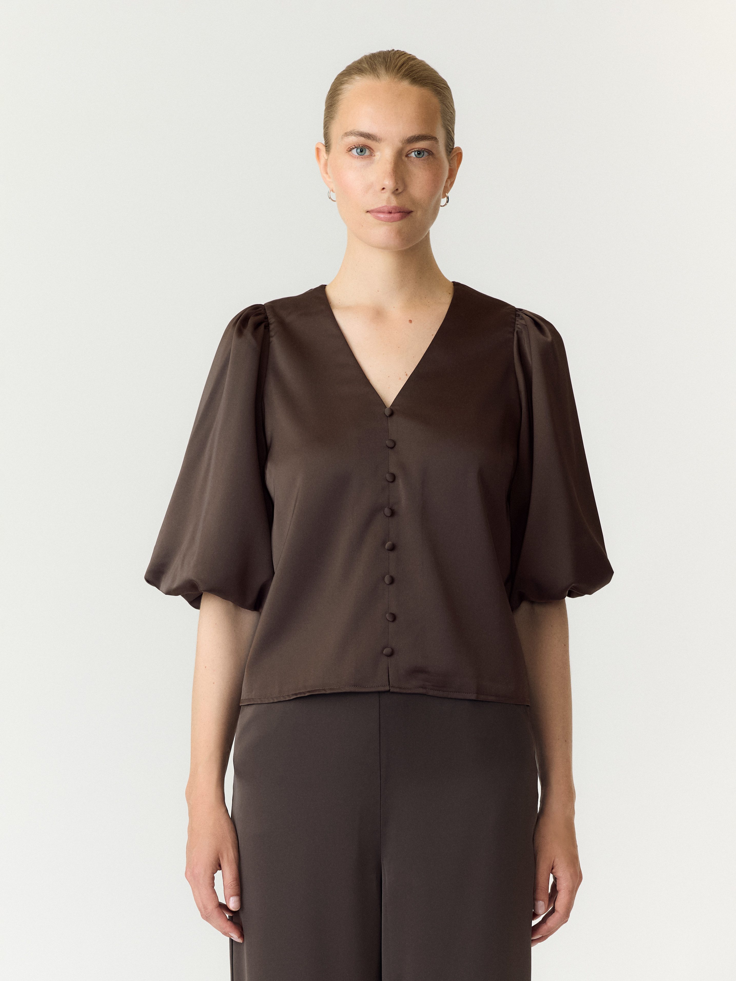 Y.A.S Kurzarmbluse YASPELLA 2/4 V-NECK TOP S. NOOS Materialmix, regular fit
