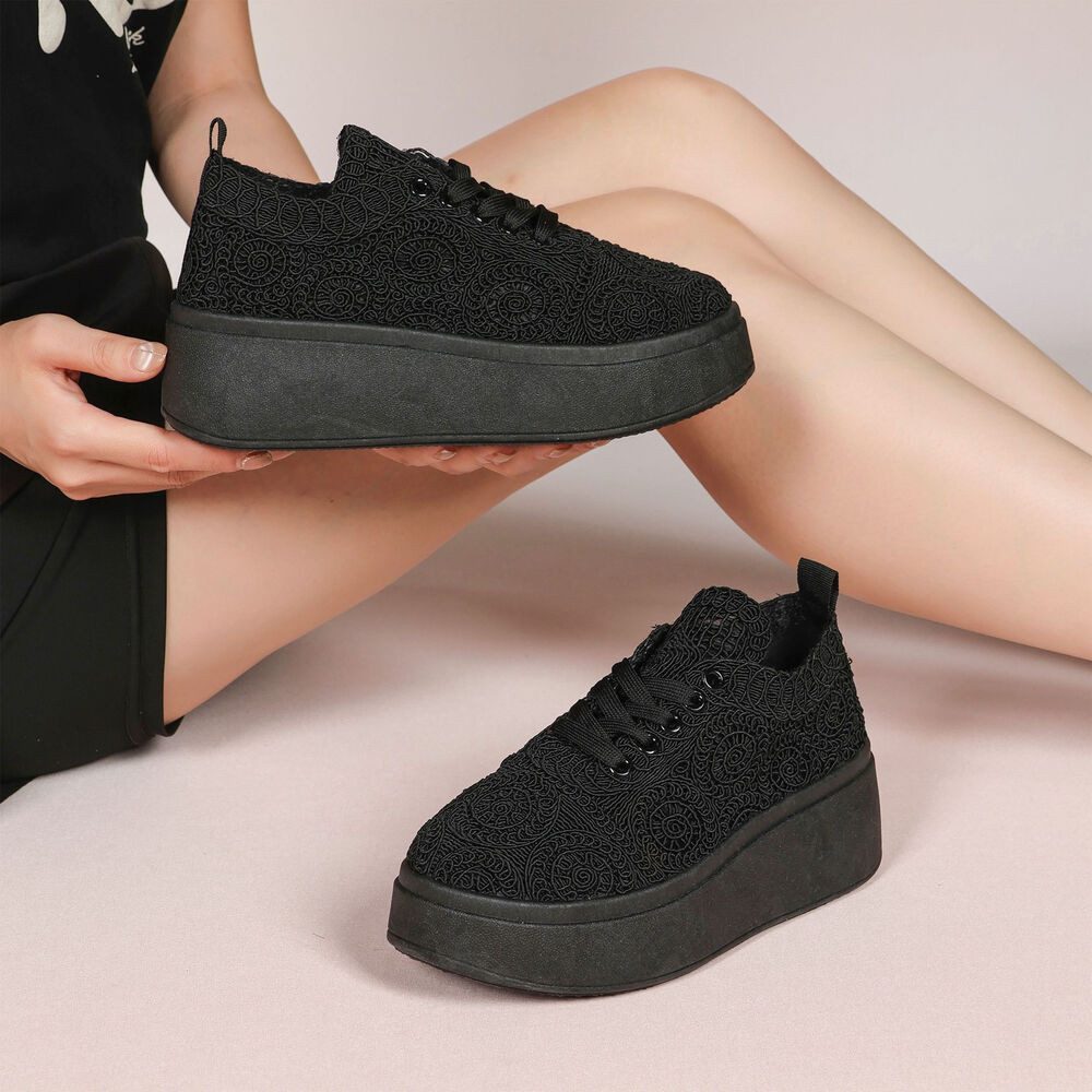 Ital-Design Damen Sneaker mit erhöhtem Komfort und kunstvollem Design Sneaker (91116874) Keilabsatz/Wedge Sneakers Low in Schwarz