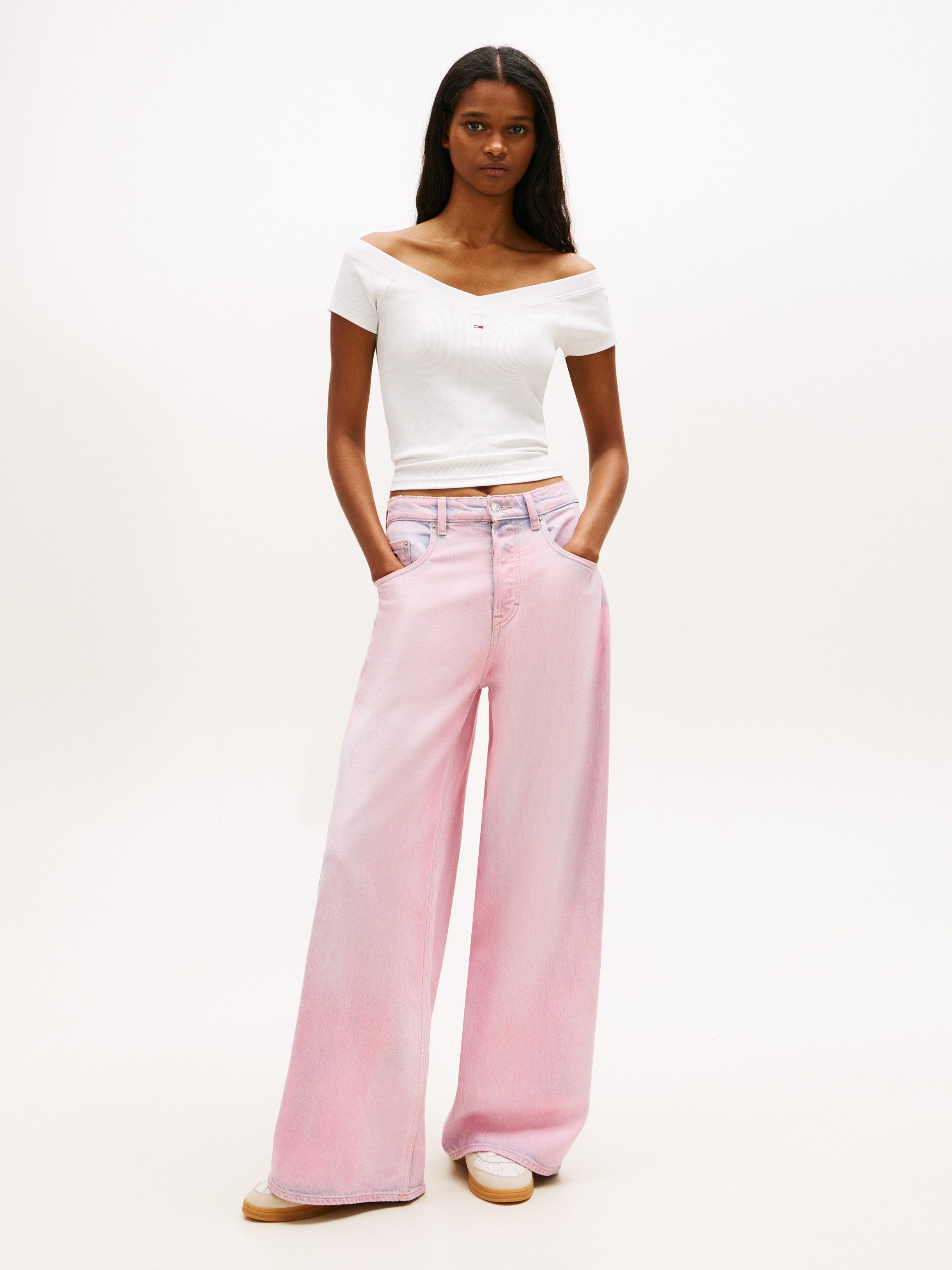 Tommy Jeans Kurzarmshirt TJW SLIM OFF SHOULDER RIB SS TOP mit gerippter Struktur, schulterfrei