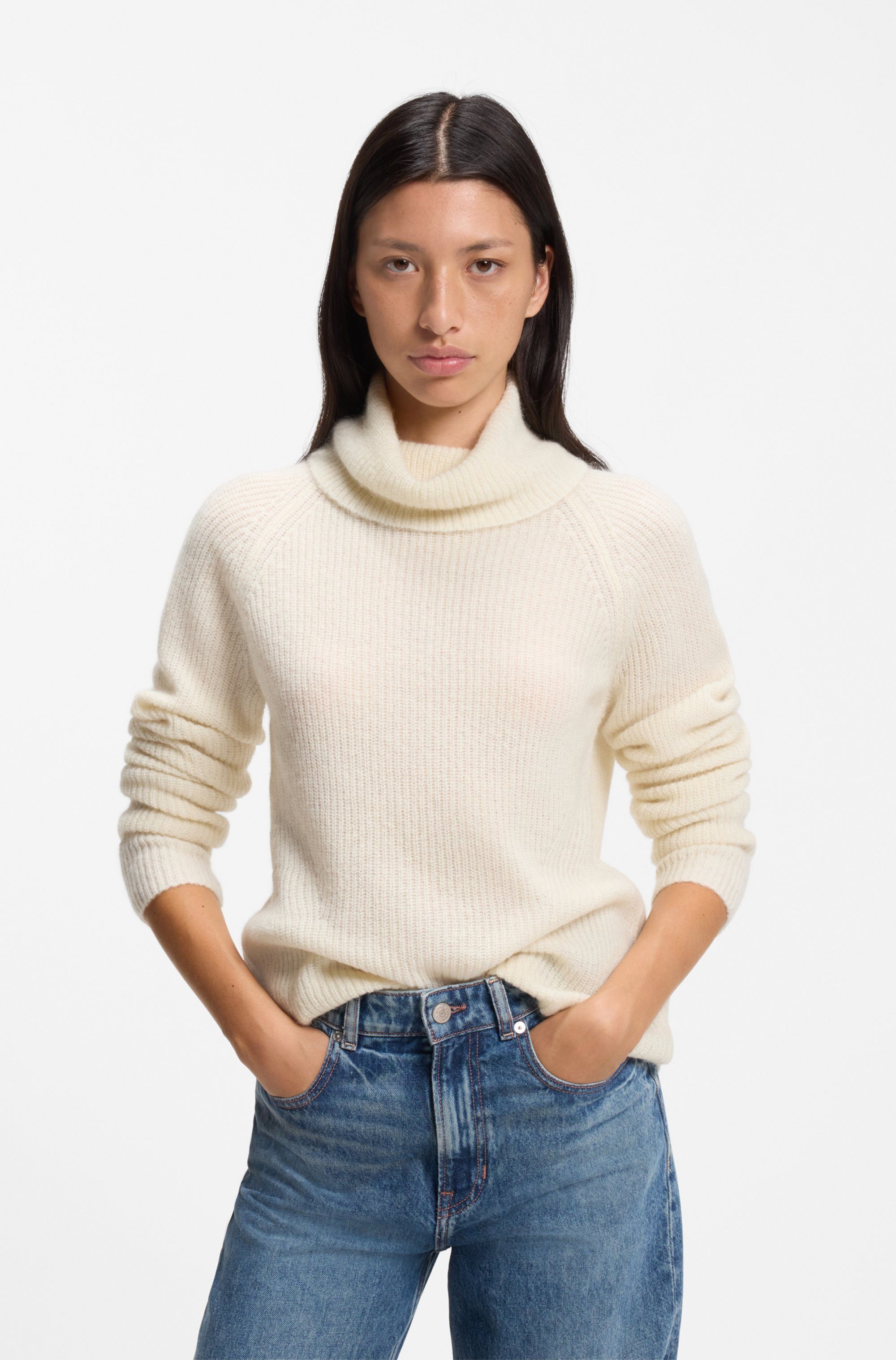 BOSS ORANGE Rollkragenpullover Falodina Premium Damenmode aus hochwertigem Materialmix mit Alpaka- und Wollanteil
