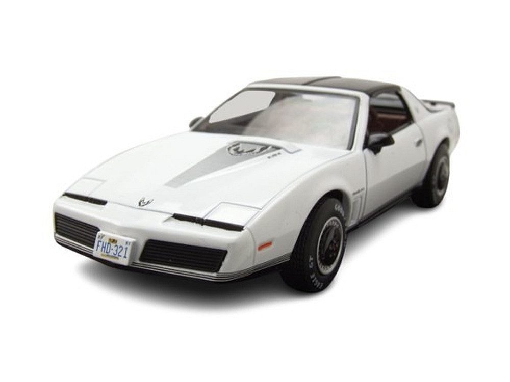 ixo Models Modellauto Pontiac Firebird 1982 weiß, Maßstab 1:43